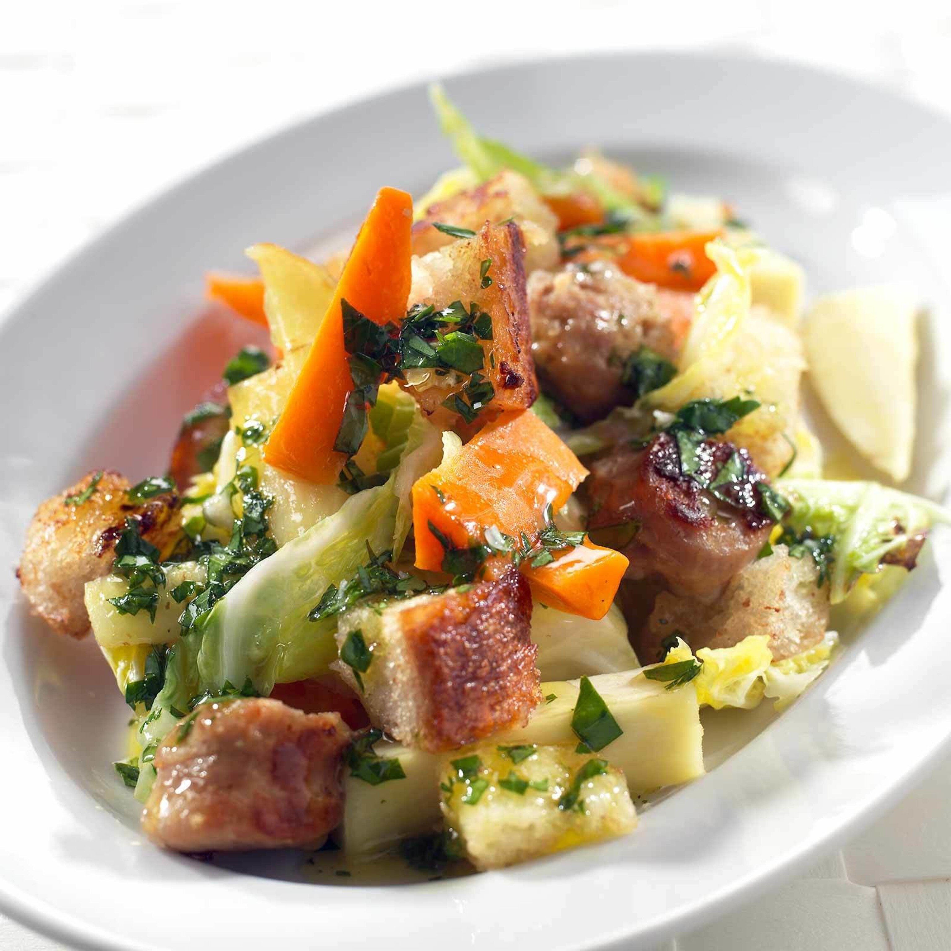 Salade de pain aux légumes racines
