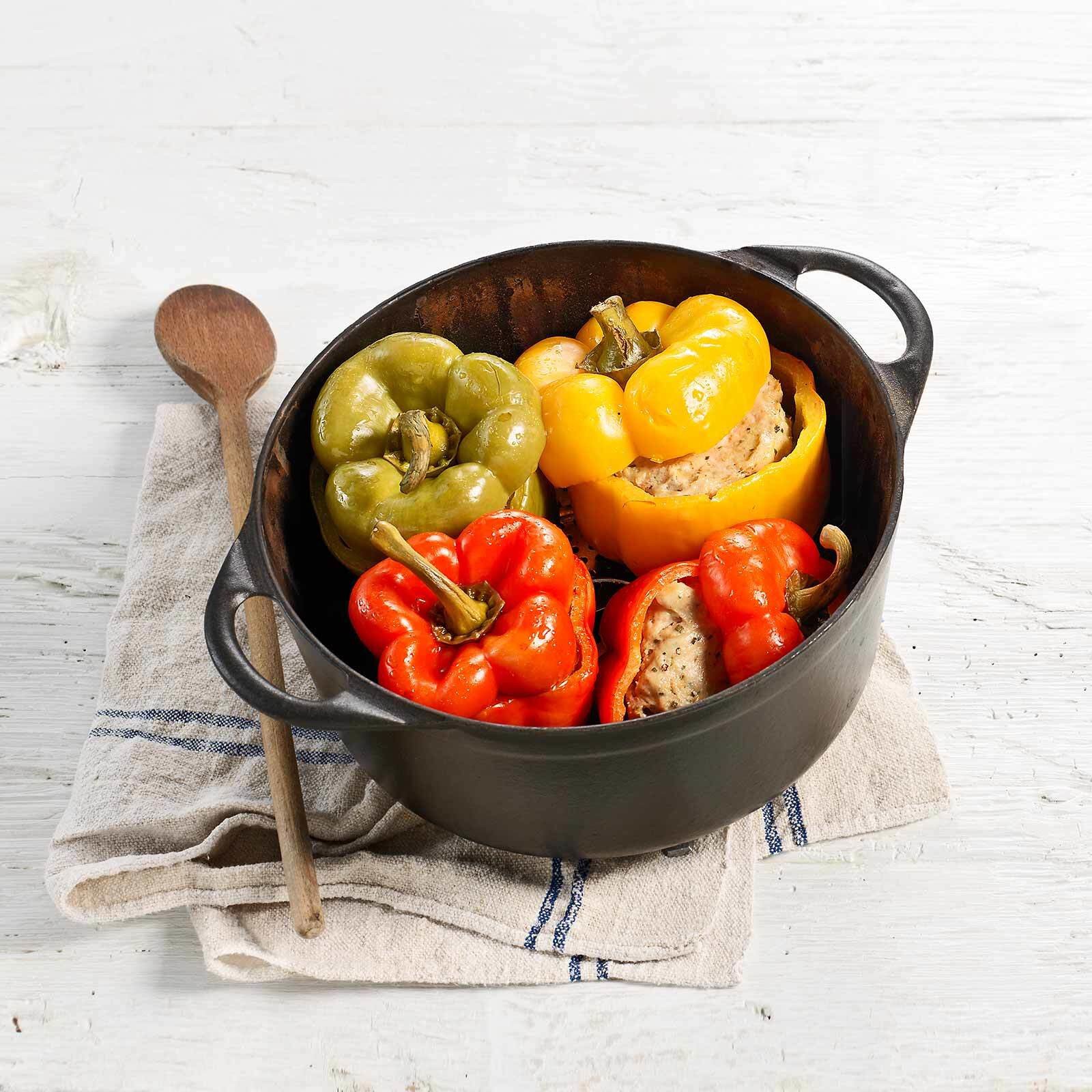 Peperoni, mit Fleischkäse gefüllt
