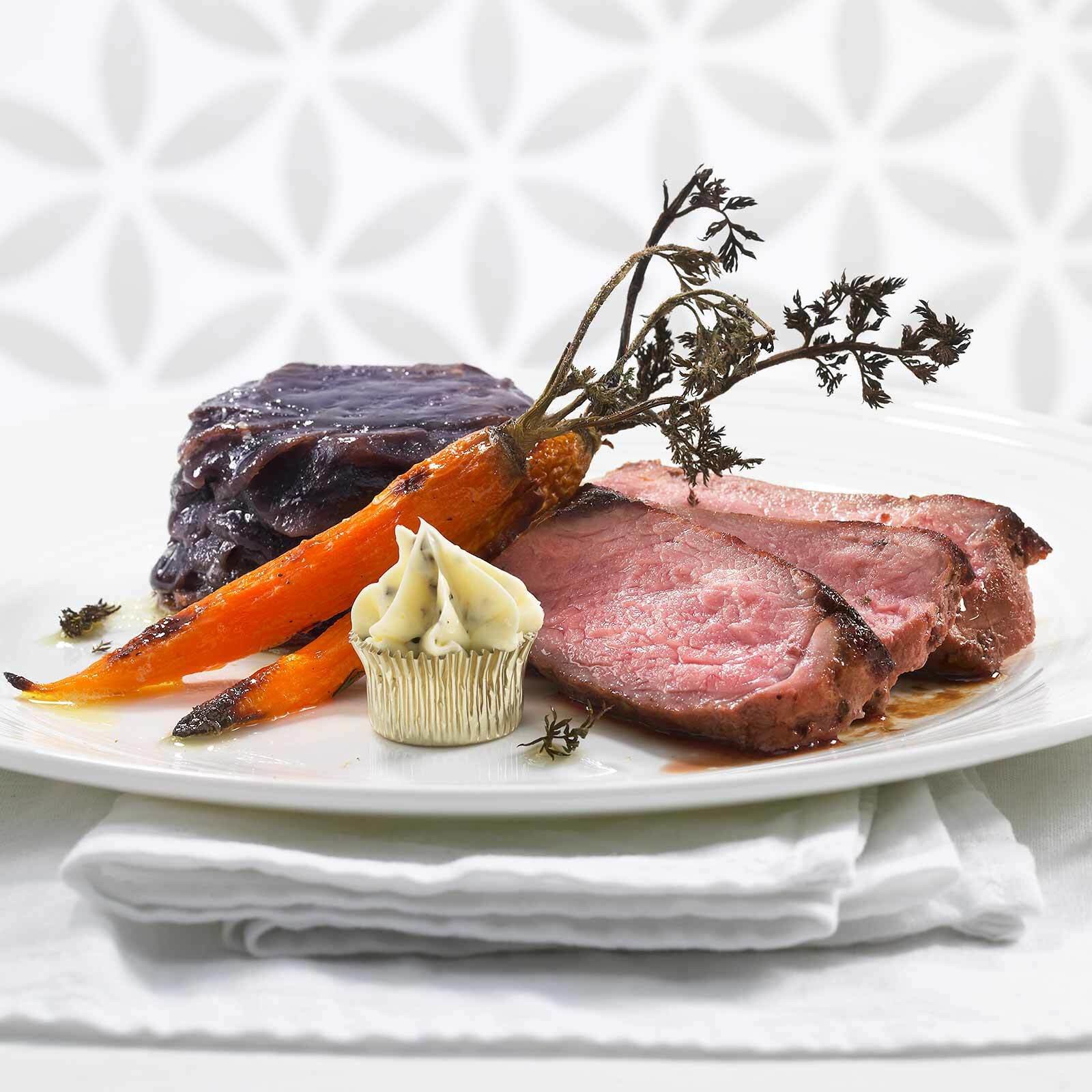 Tagliata et timbale de pommes de terre bleues