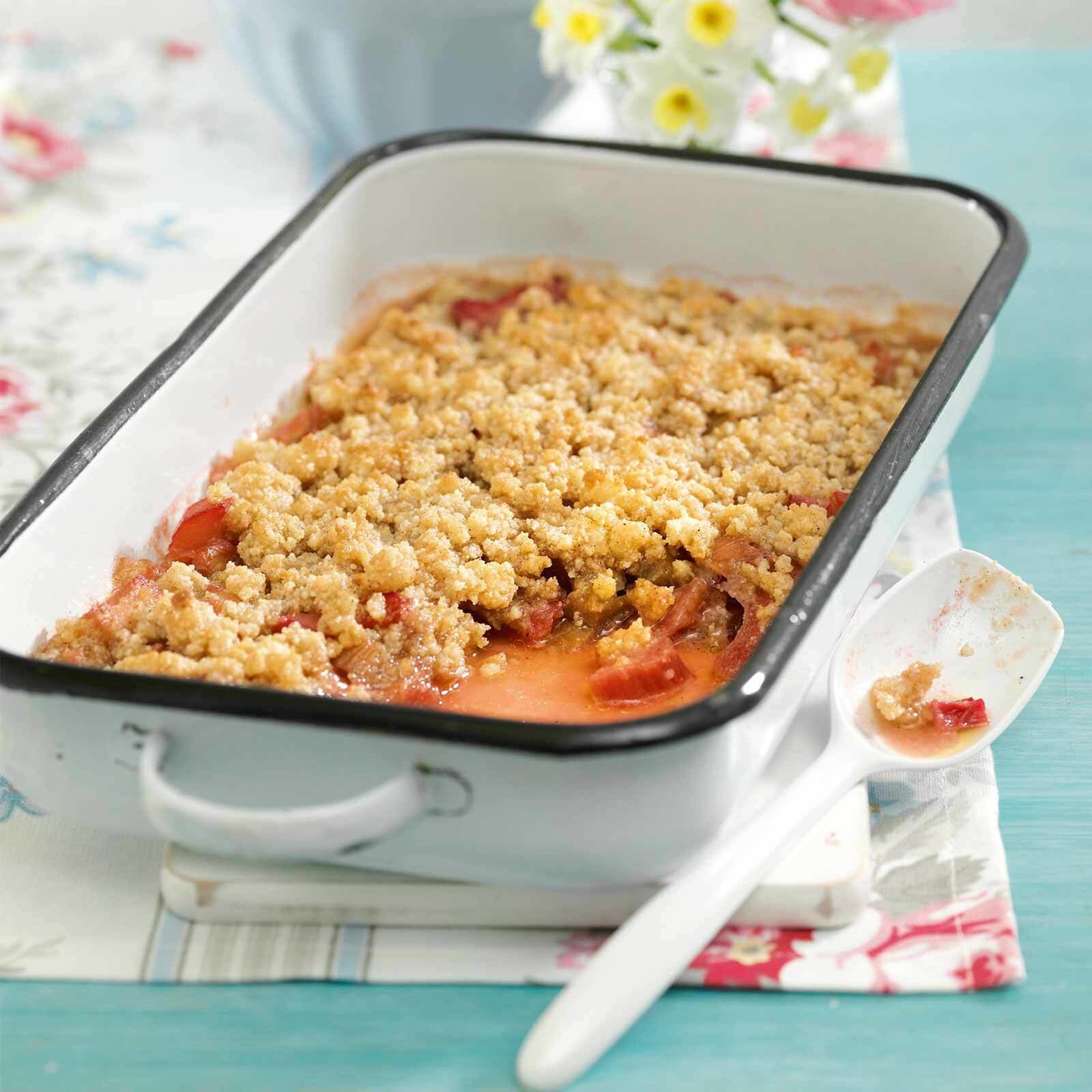 Crumble rhubarbeamaretti