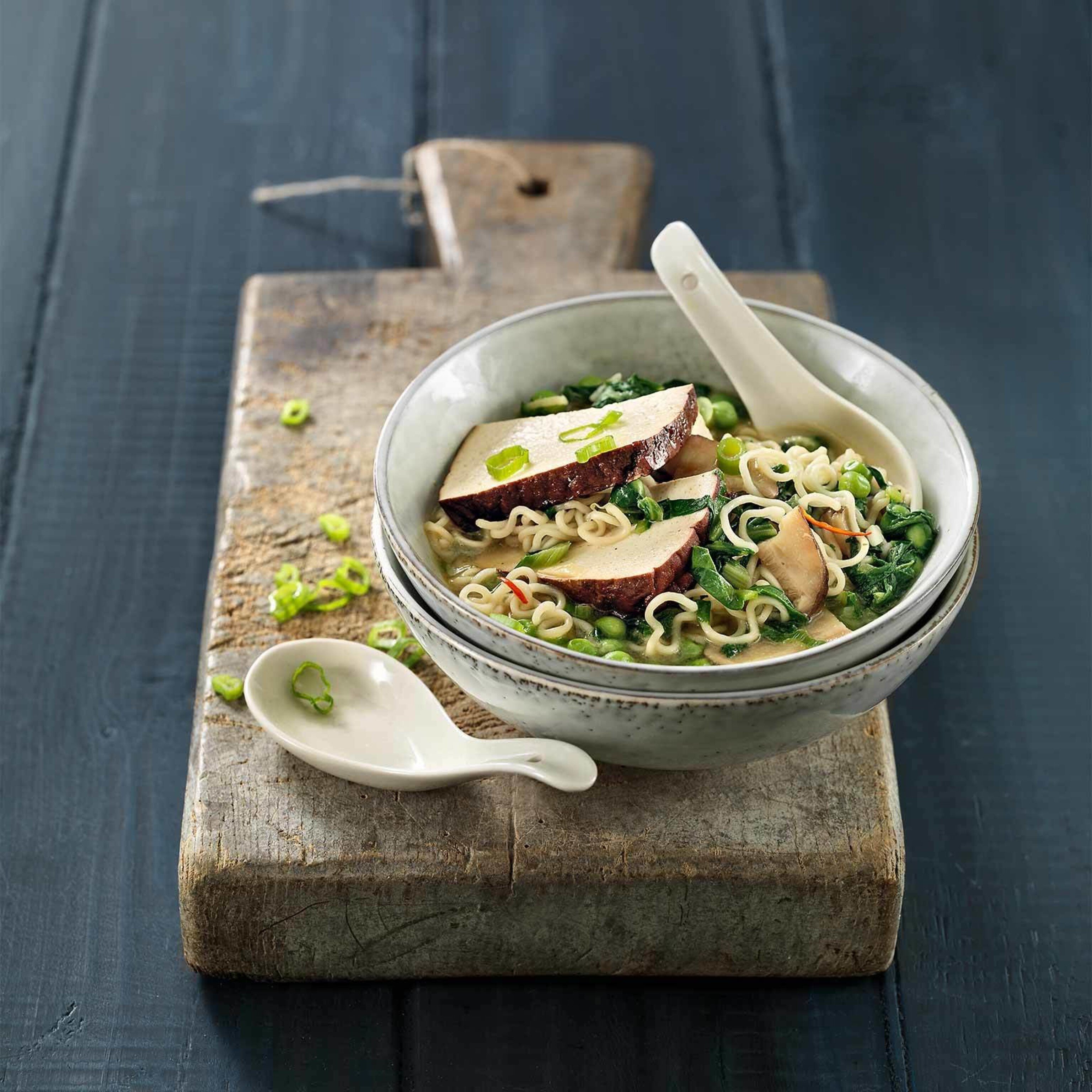Asiatische Nudelsuppe