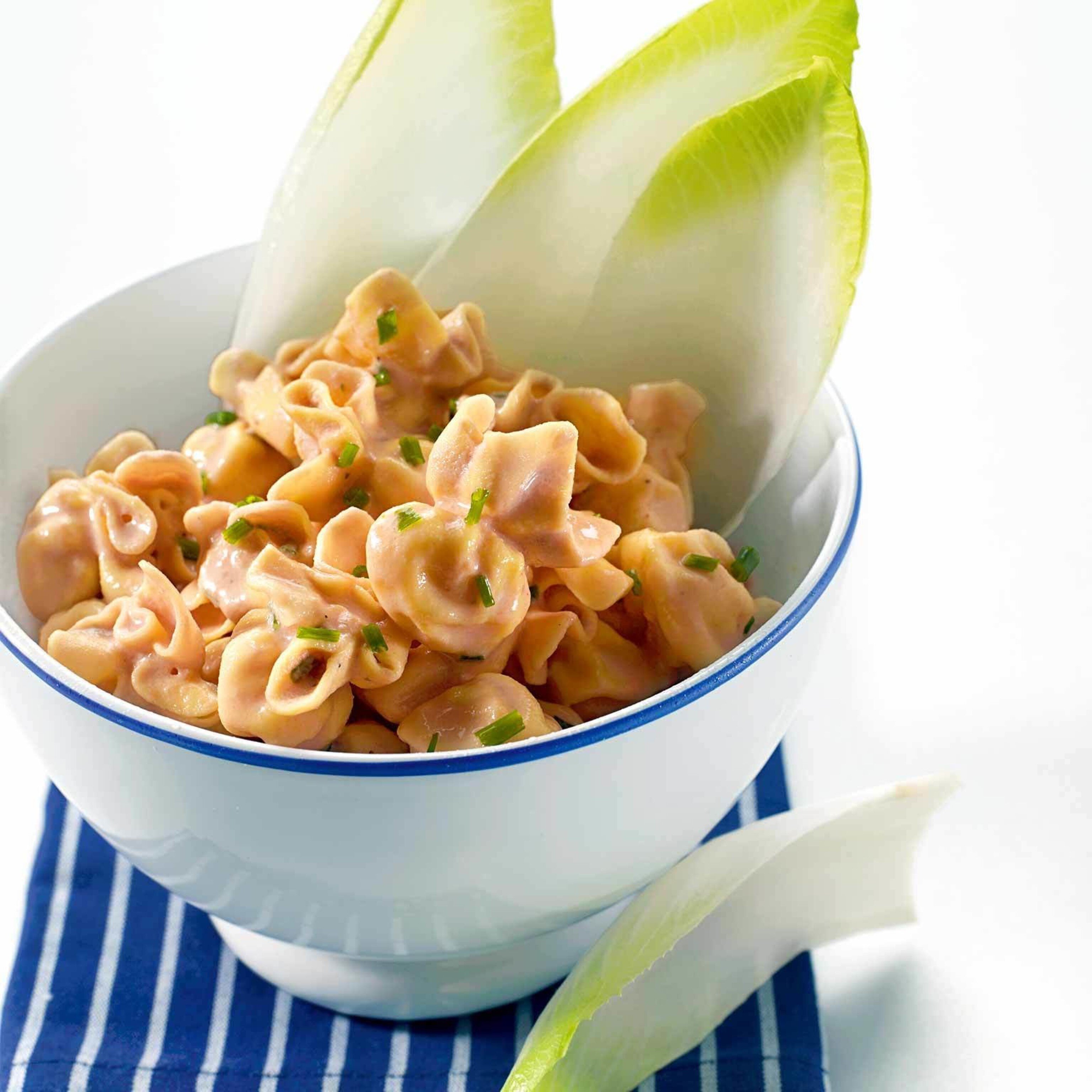 Salade de pâtes, sauce au thon
