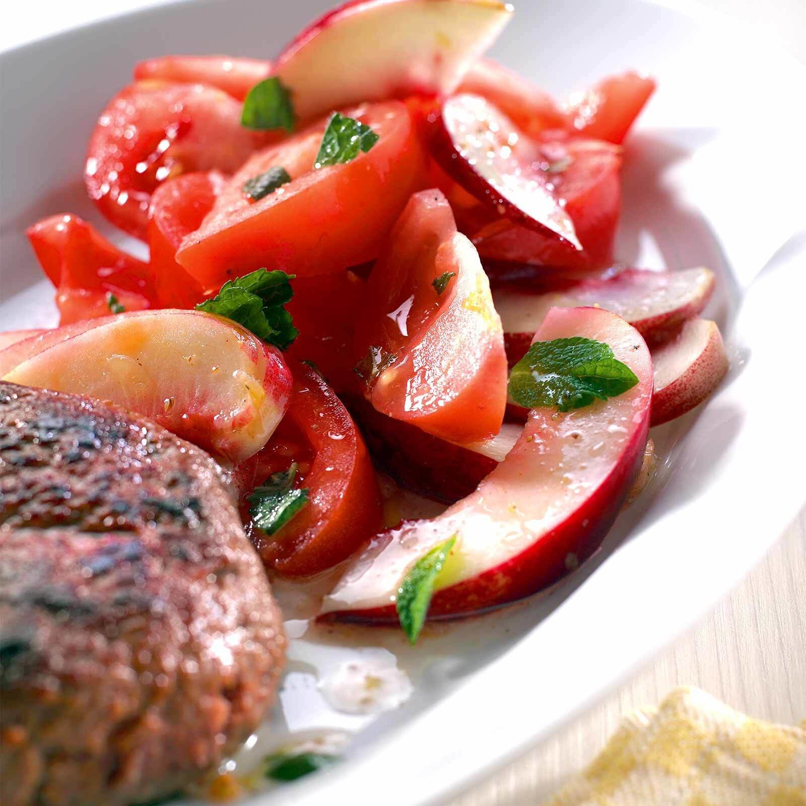 Salade de tomates au steak haché