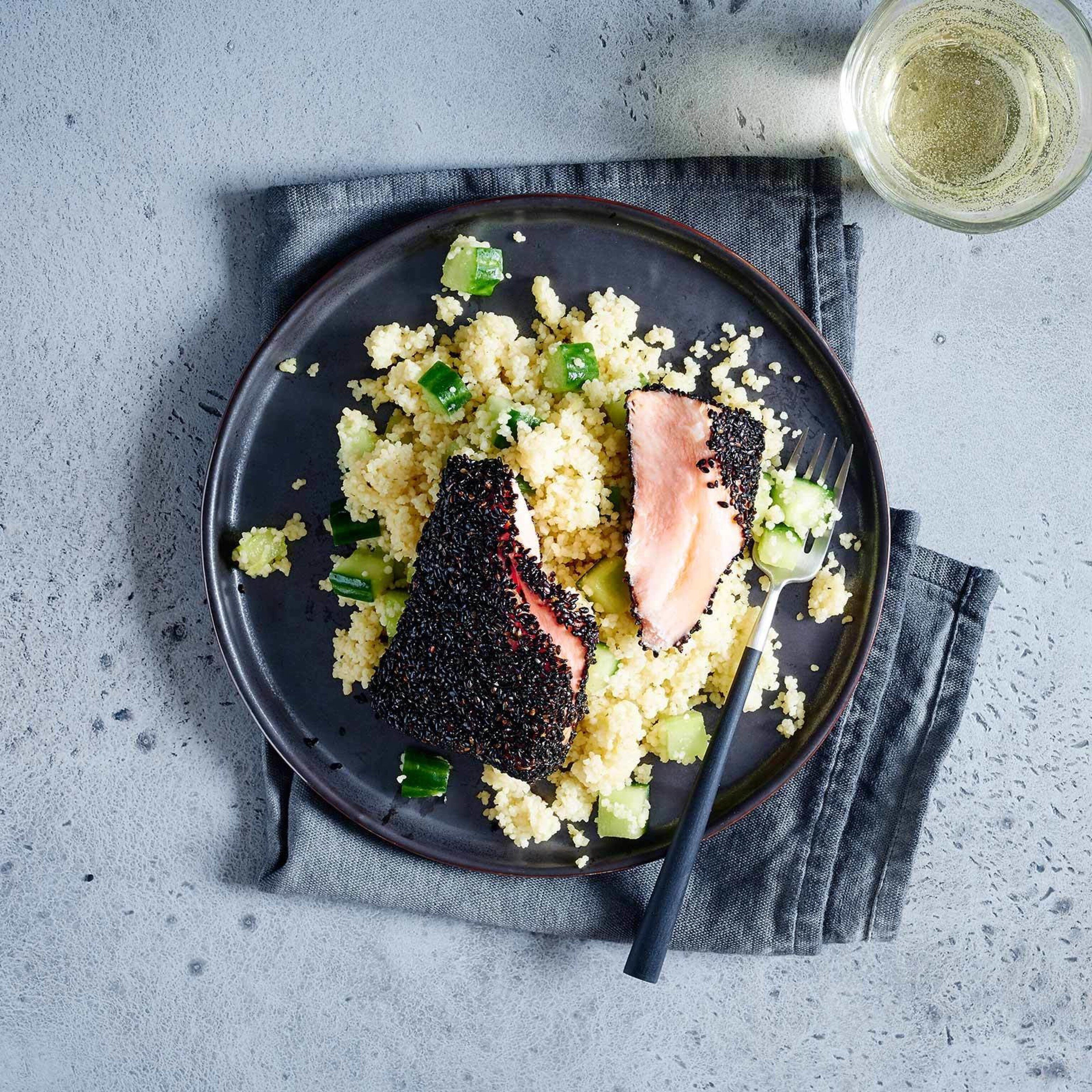 Saumon au sésame et salade de couscous