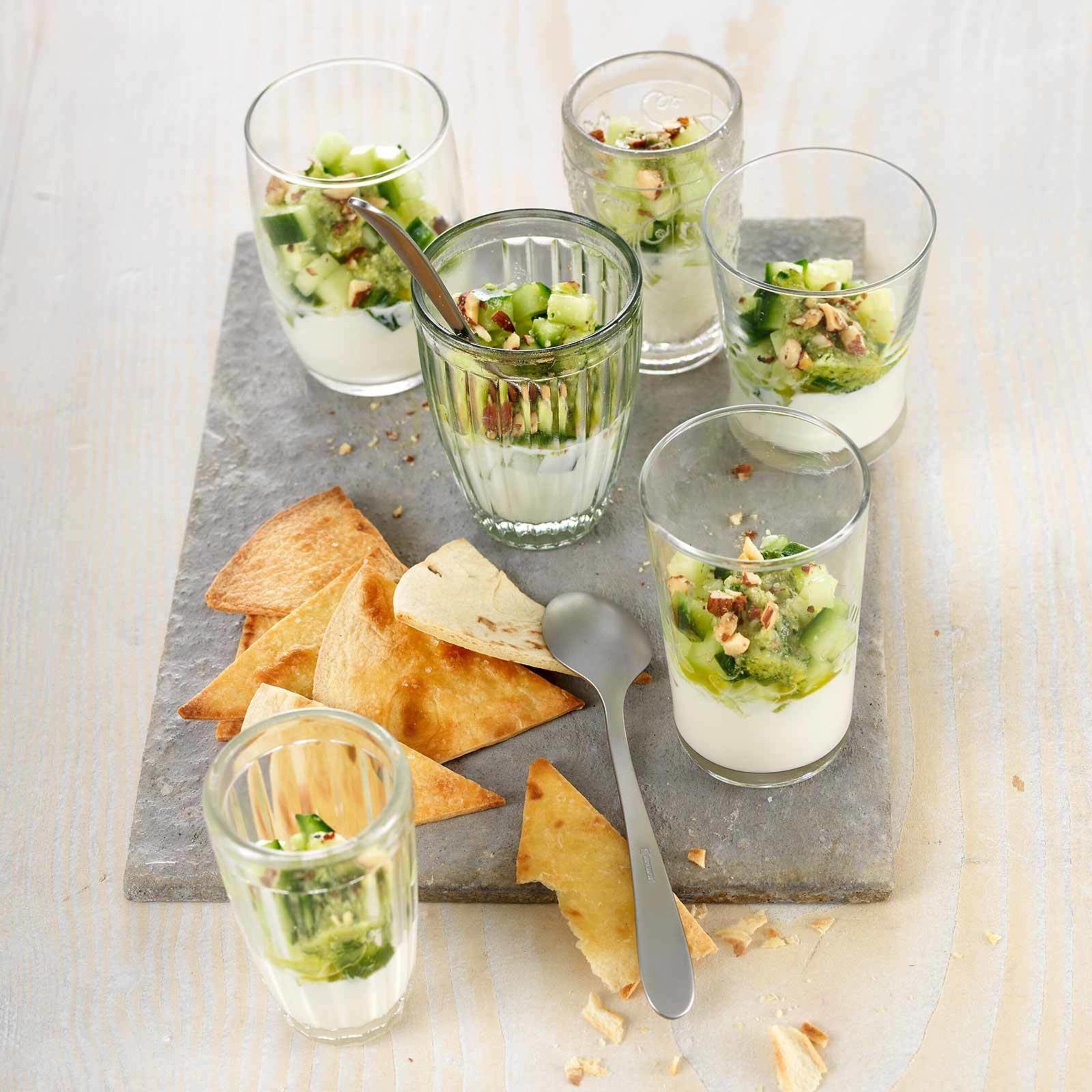 Gurkensalat mit Pesto