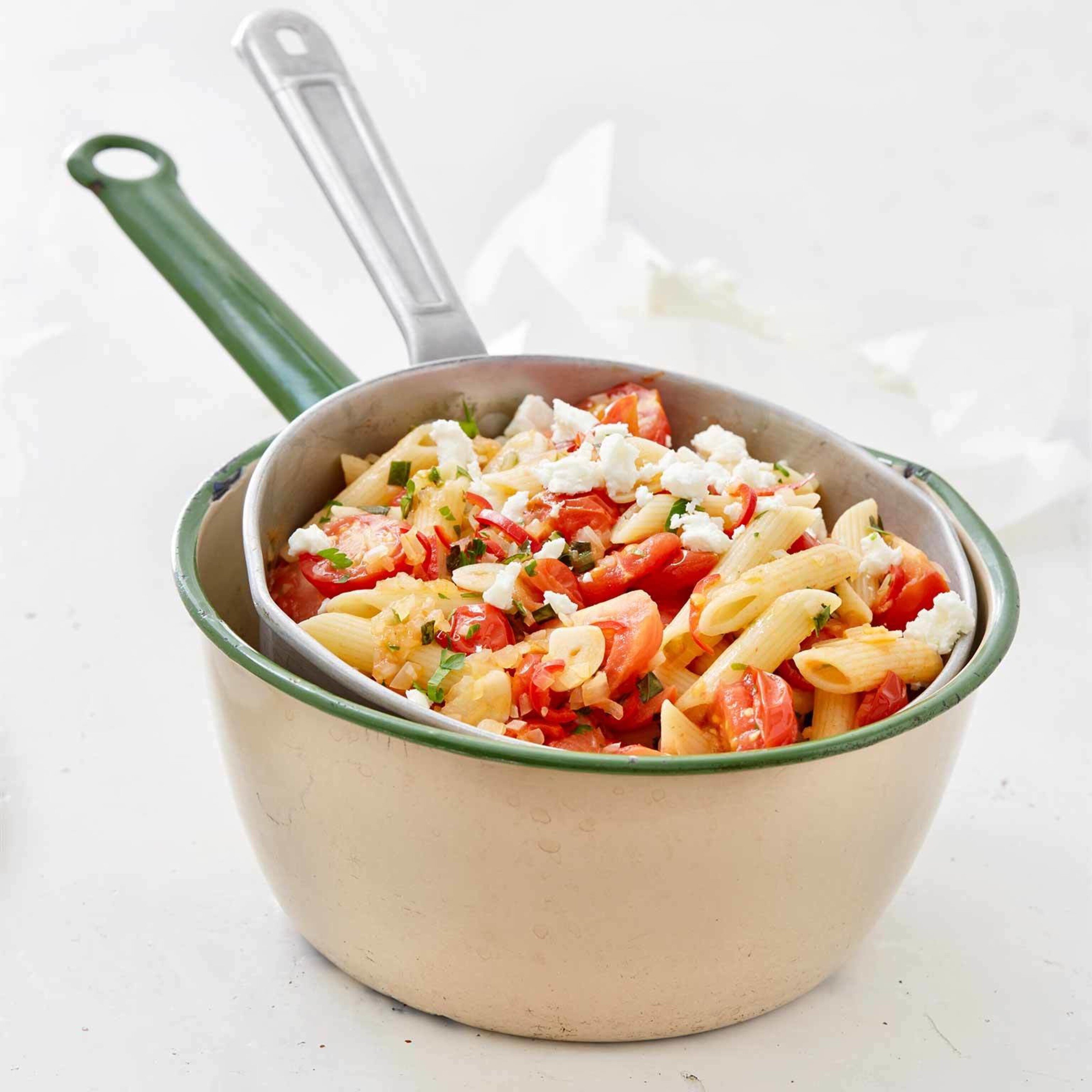 Tomaten-Penne mit Feta