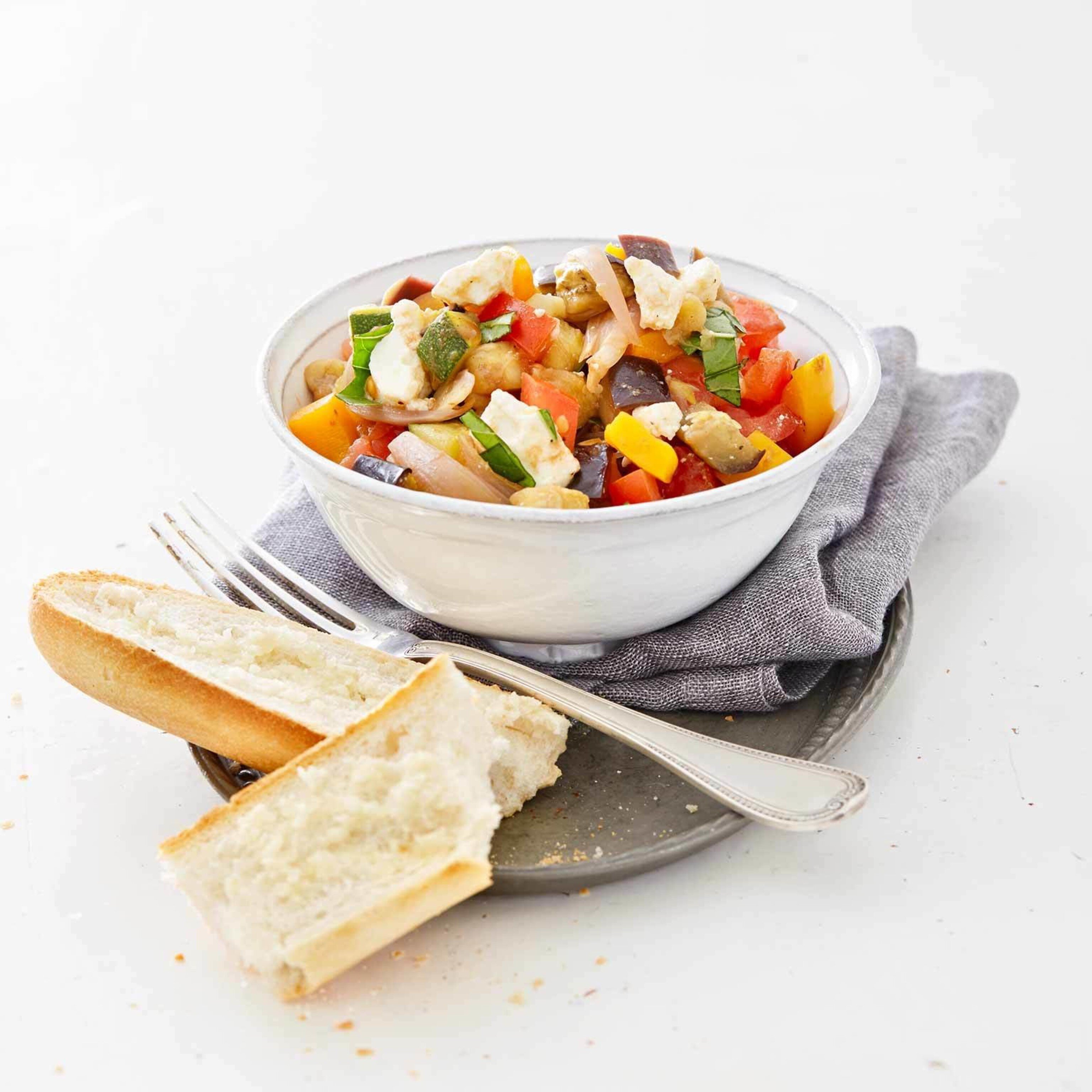 Ratatouille-Salat mit Feta
