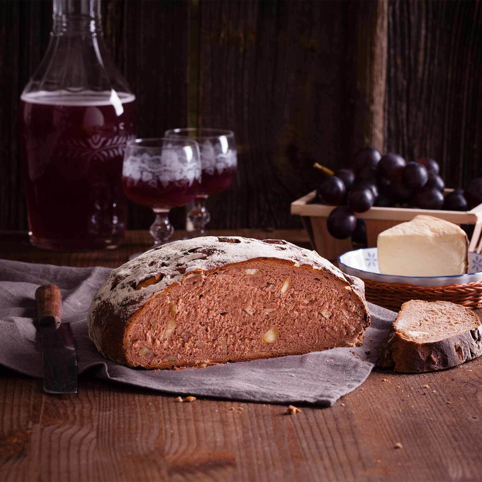 Pain aux marrons et moût de raisin