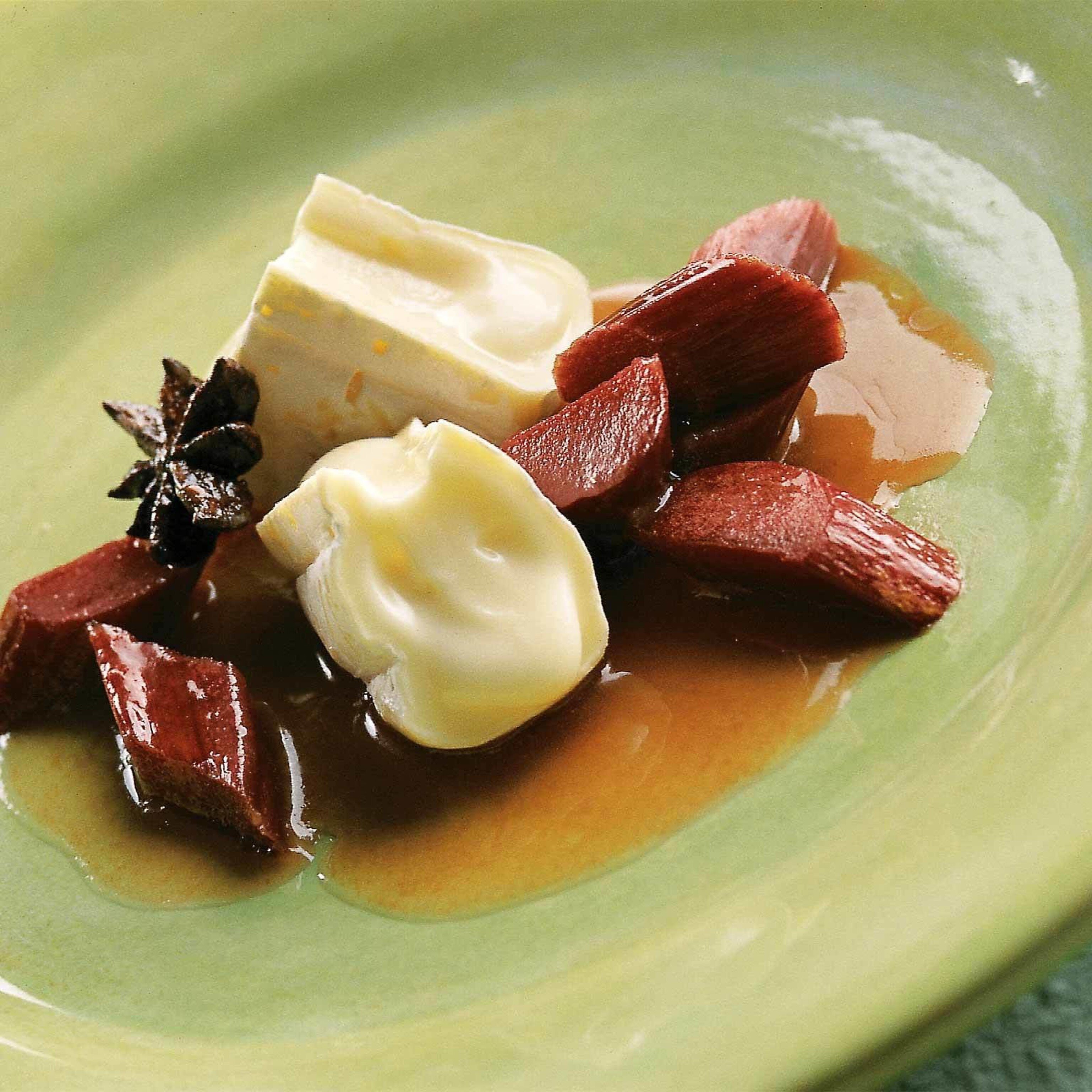 Tomme mit Rhabarber-Confit