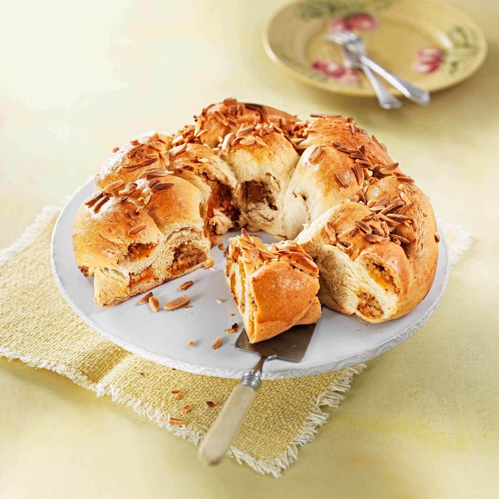 Couronne briochée aux abricots