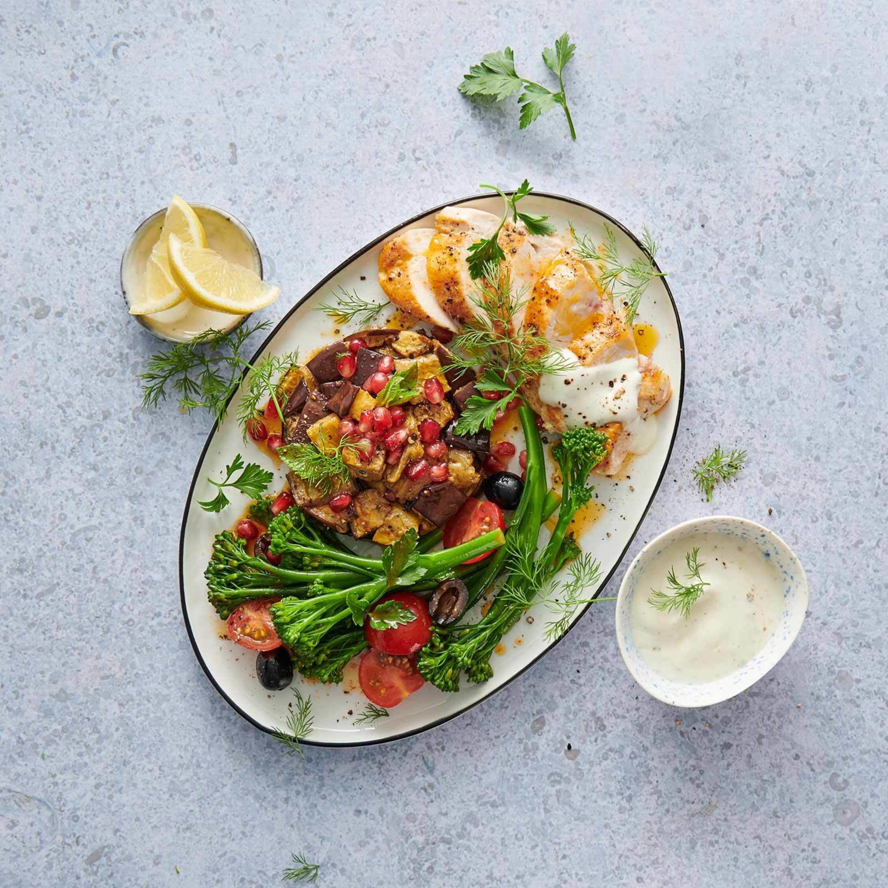 Auberginensalat mit Pouletbrüstli