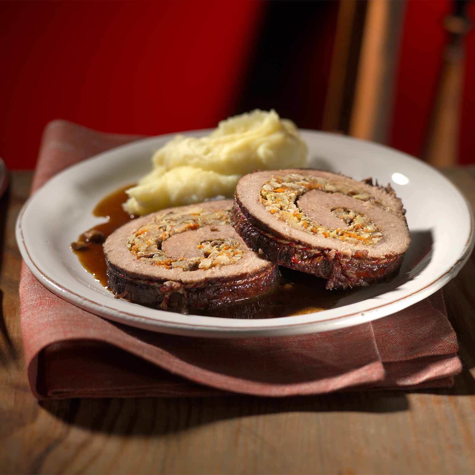 Rindsrollbraten mit Kürbis-Nuss-Füllung