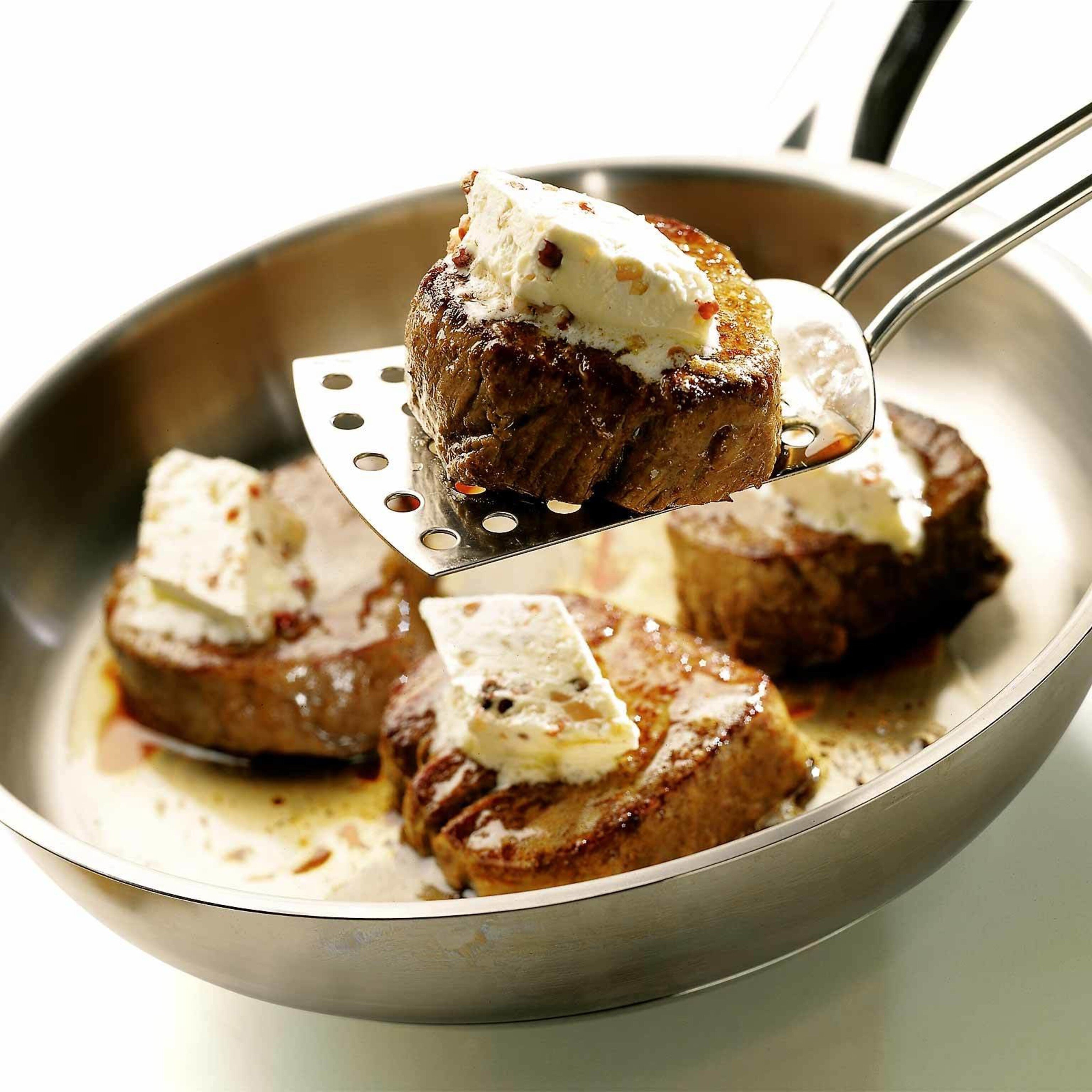 Rindsfiletsteaks mit Pfefferbutter