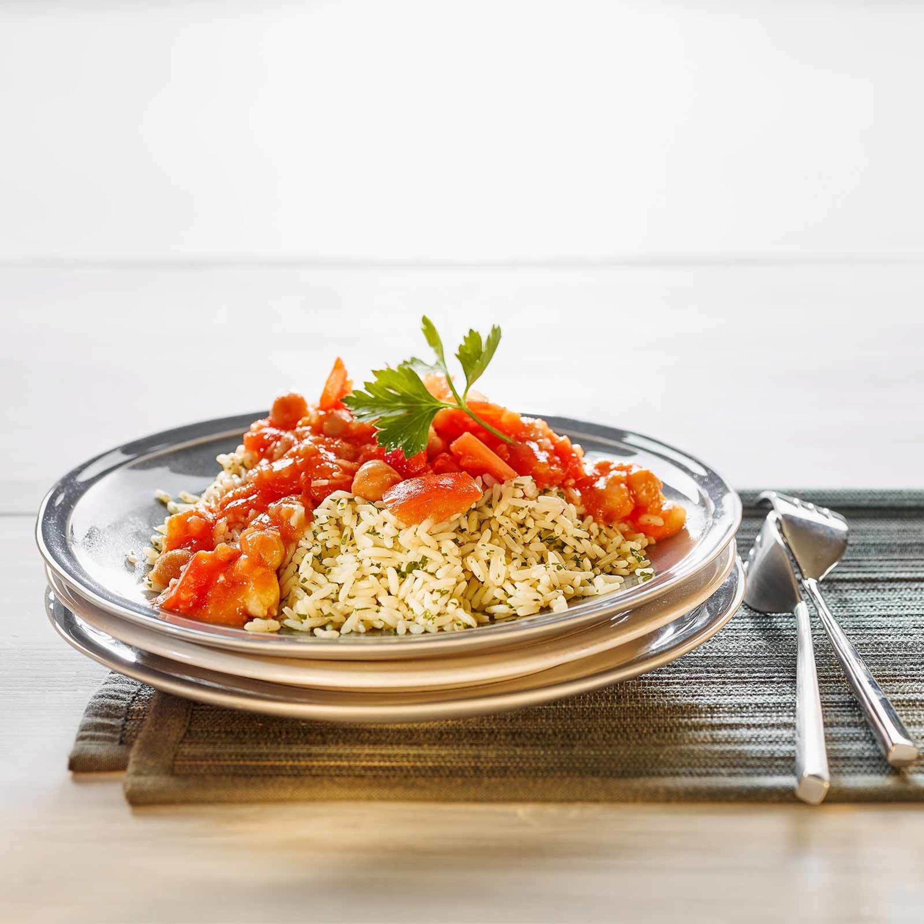 Riz et sauce aux pois chiches