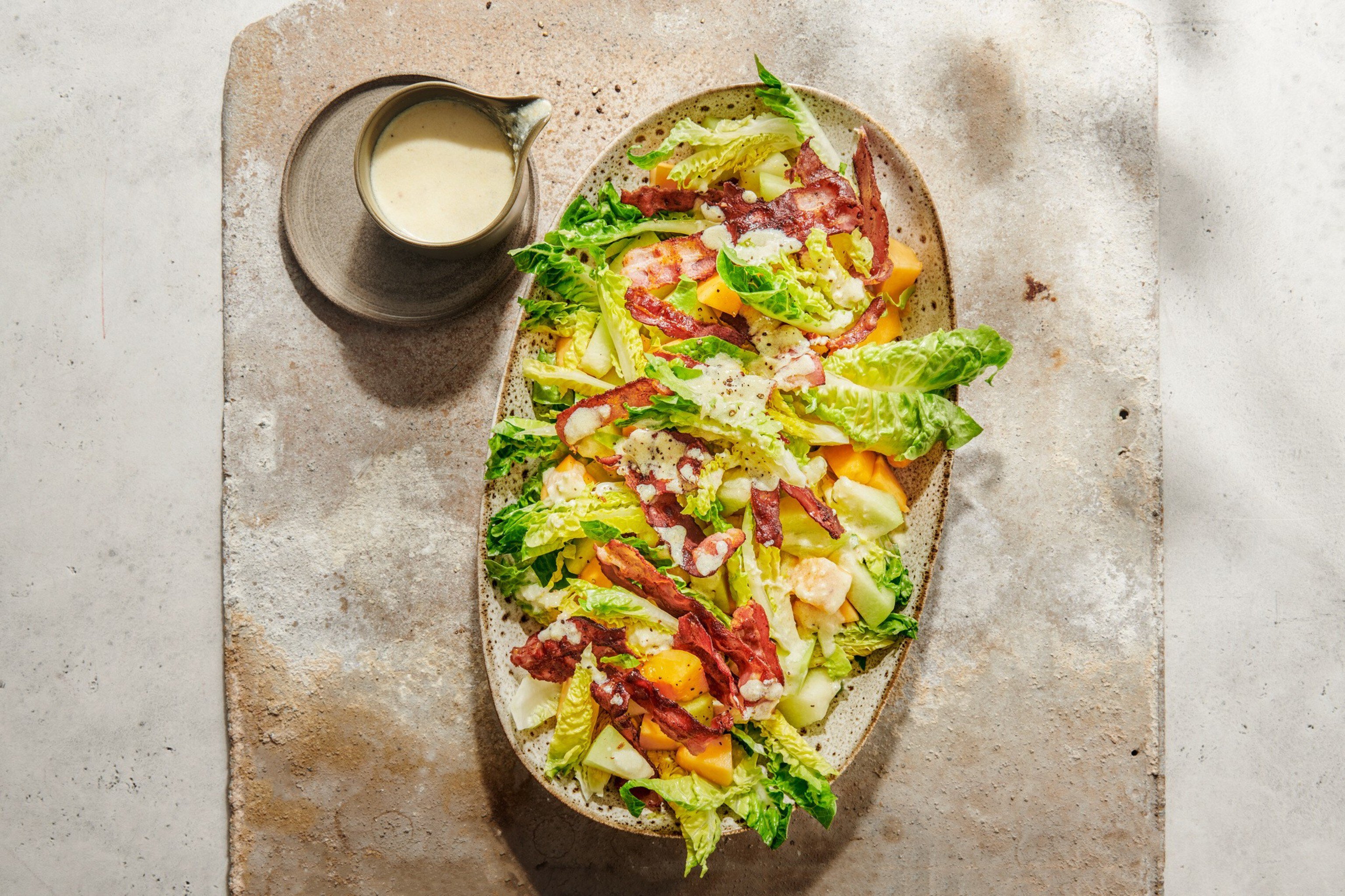 Salade de sucrines au melon et lard