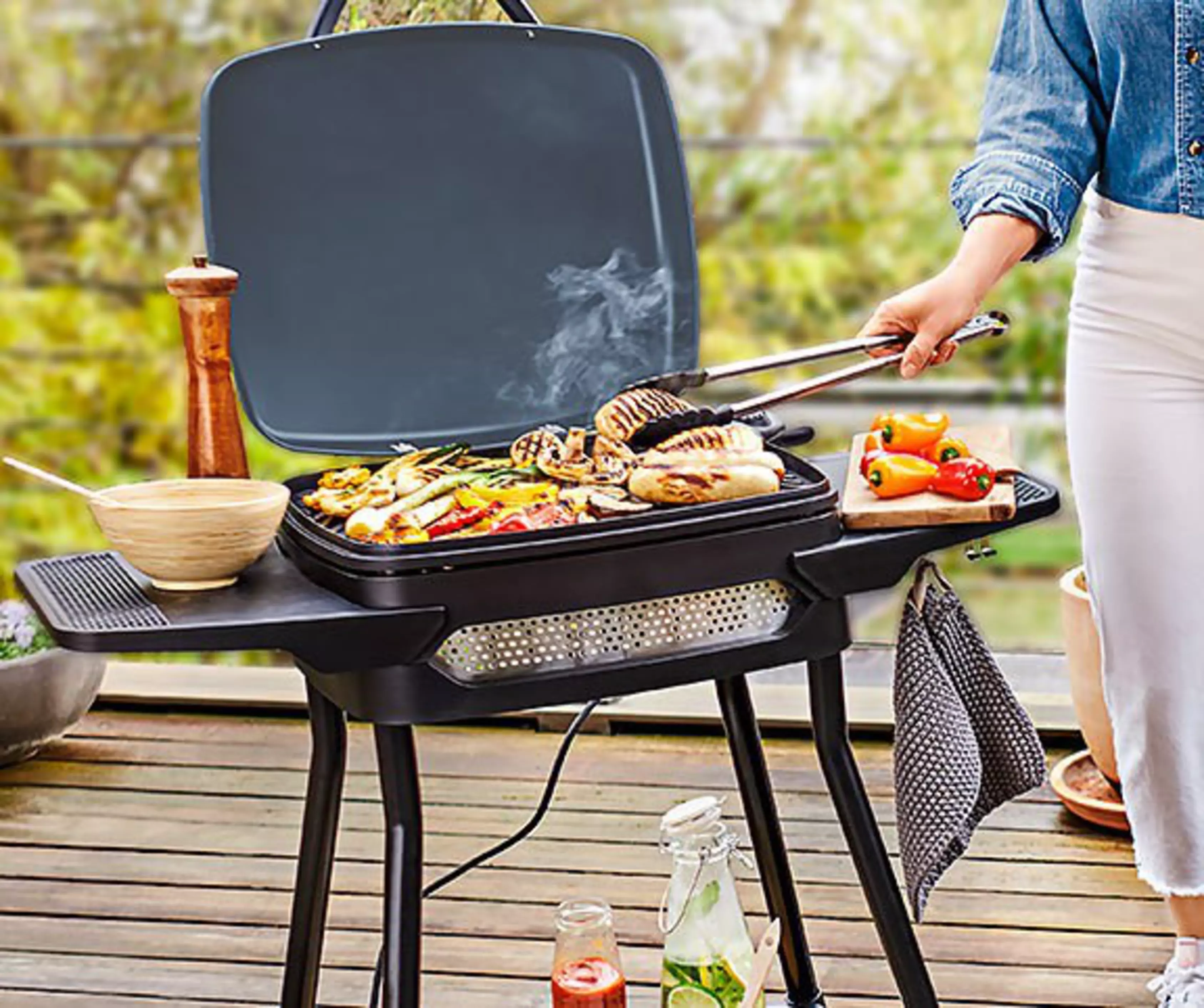 Elektrogrill mit Gestell