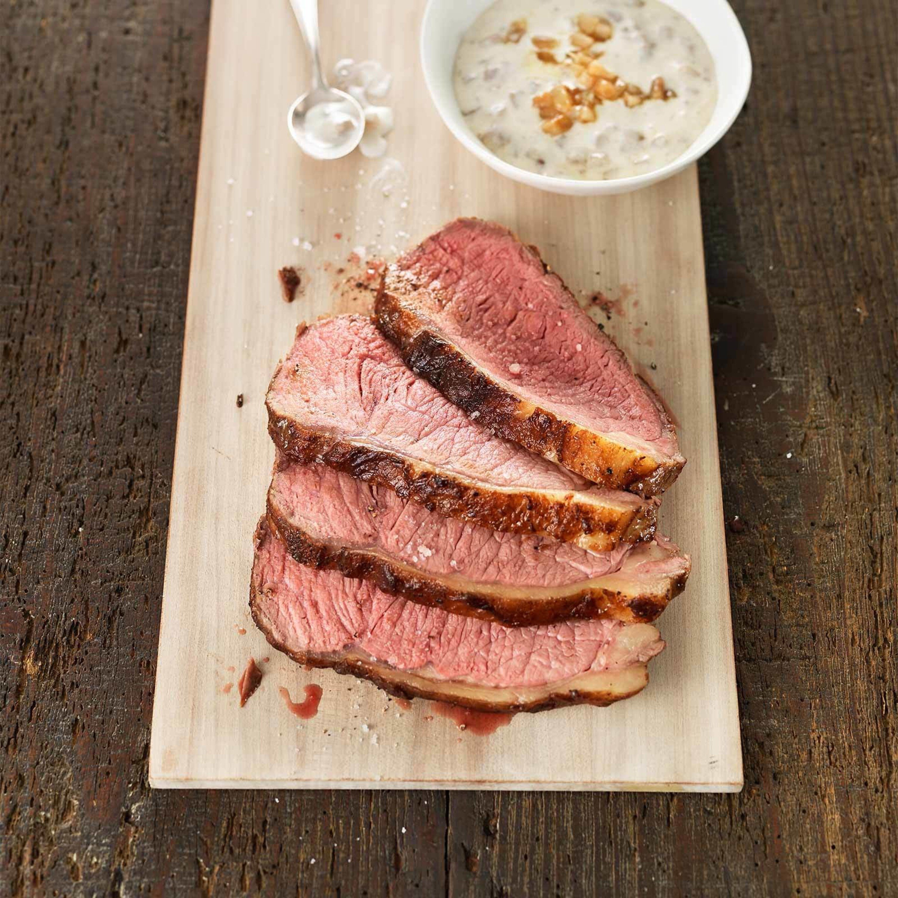 Roastbeef mit rassigem Birnenschaum