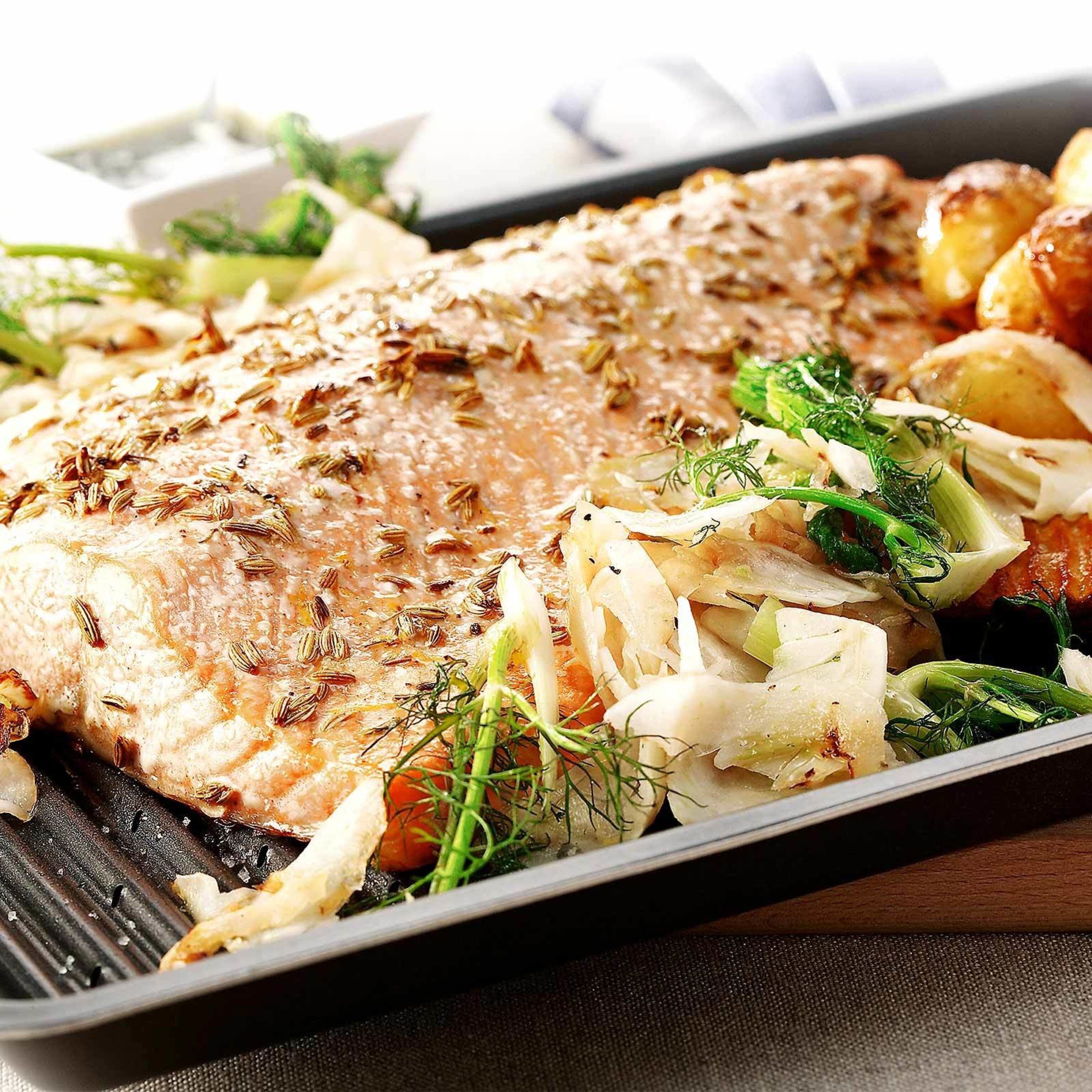 Filet de saumon grillé et pistou aux herbes