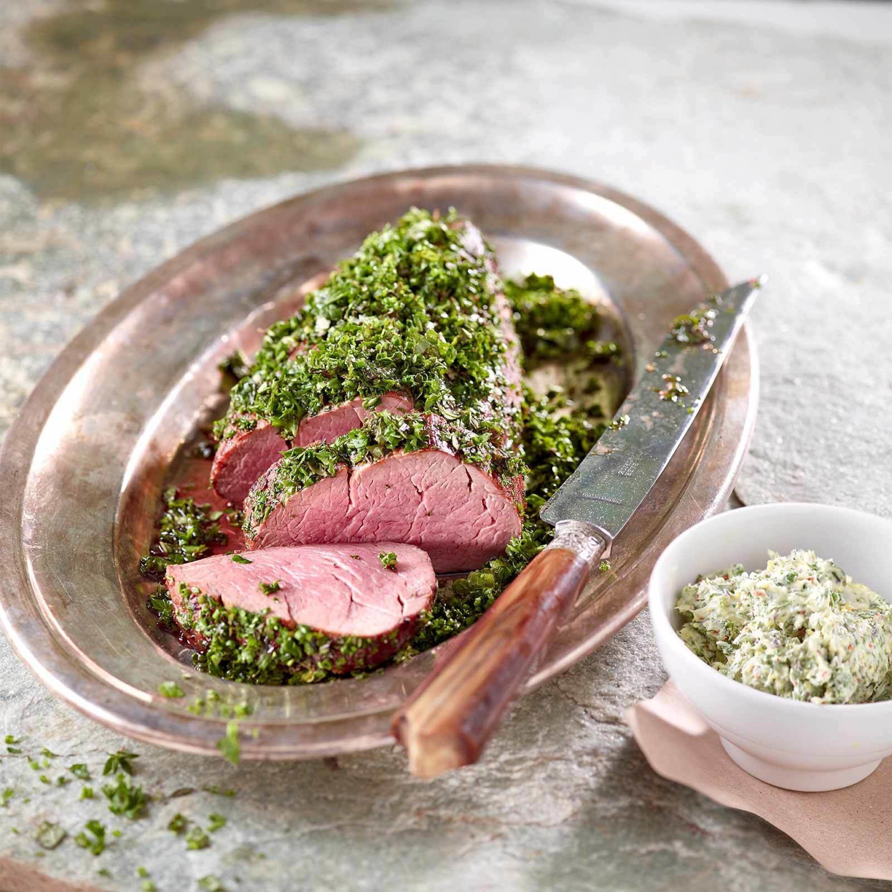 Rindsfilet im Kräutermantel