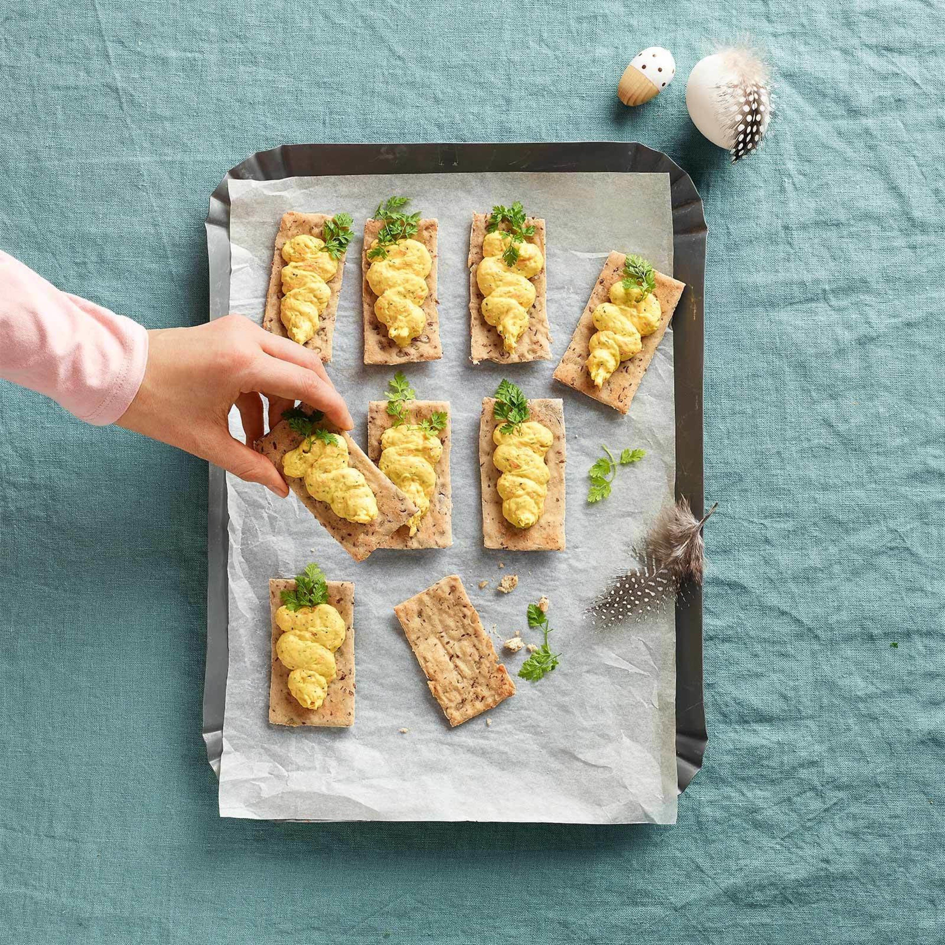 Glutenfreies Knäckebrot mit Rüebli-Mousse