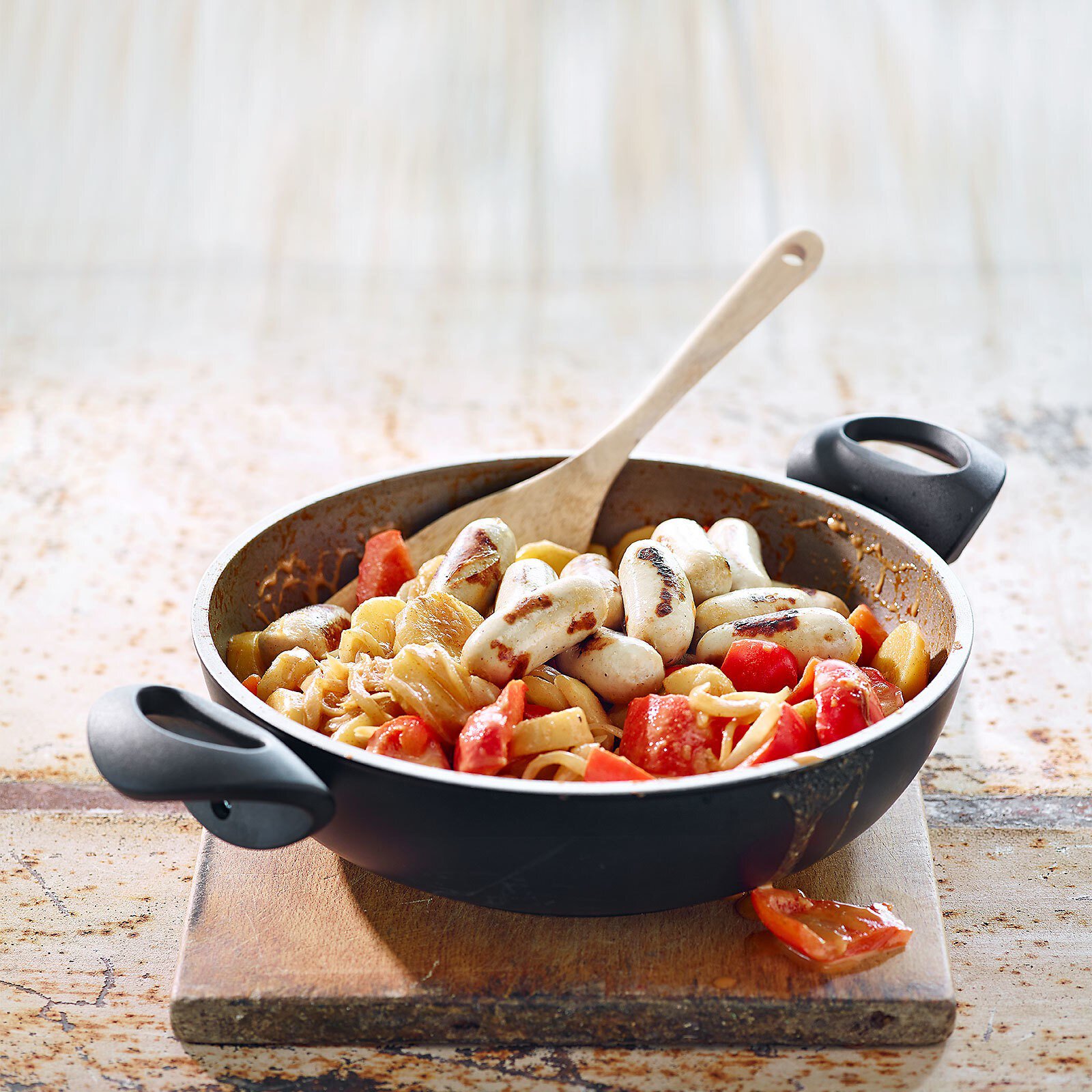 Cipolatas et sauce au paprika