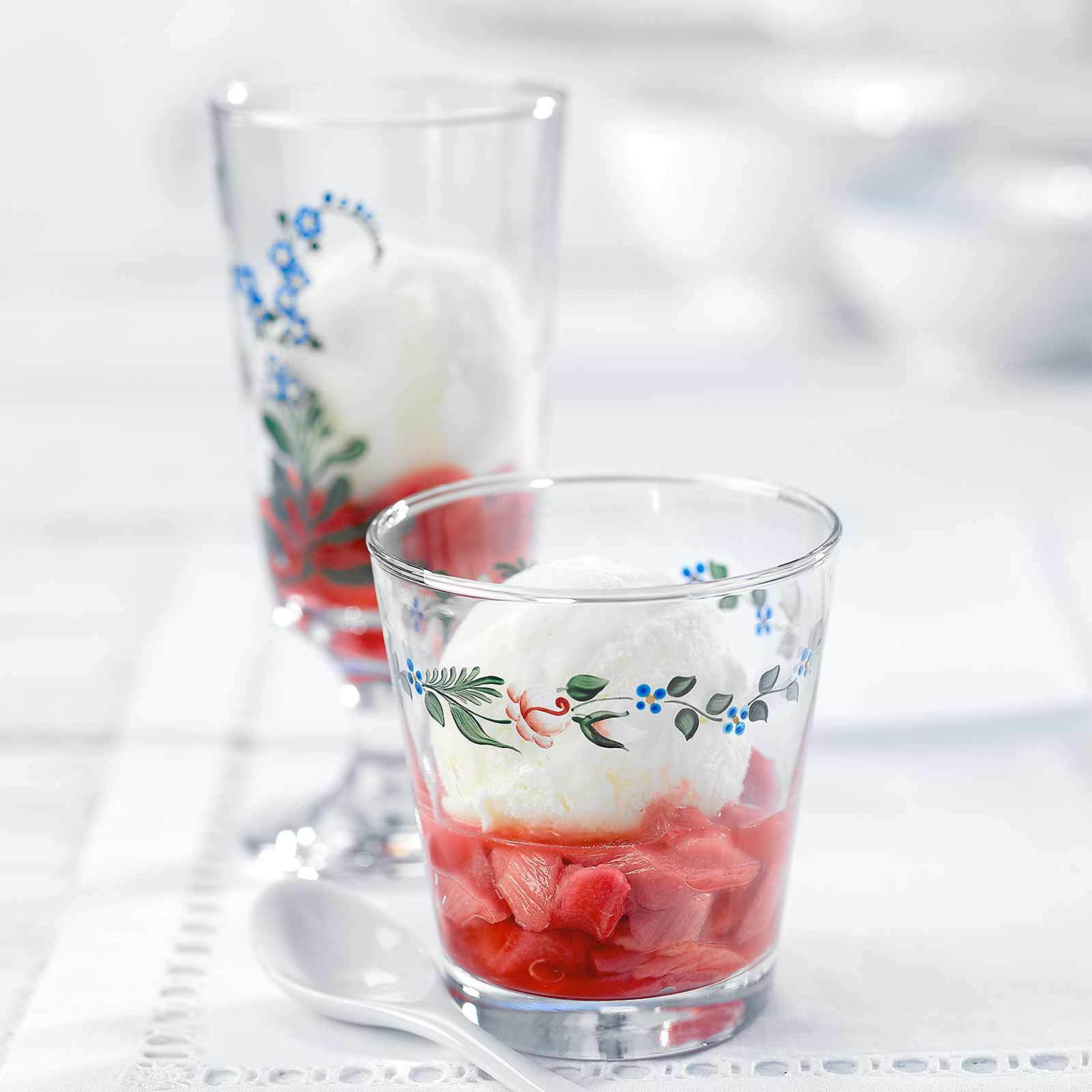 Frozen Joghurt mit Rhabarber