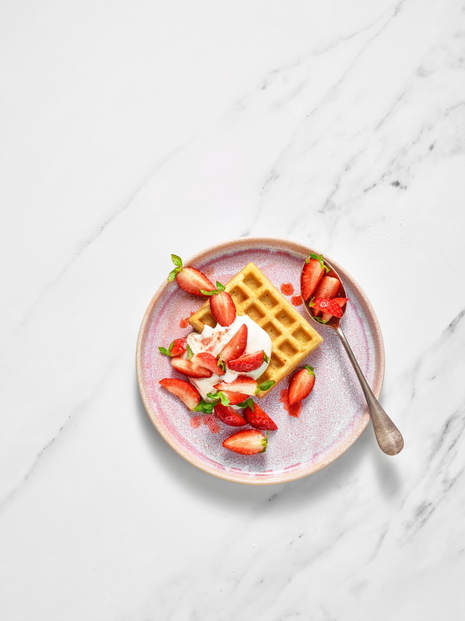 Vanille-Waffeln mit Erdbeeren