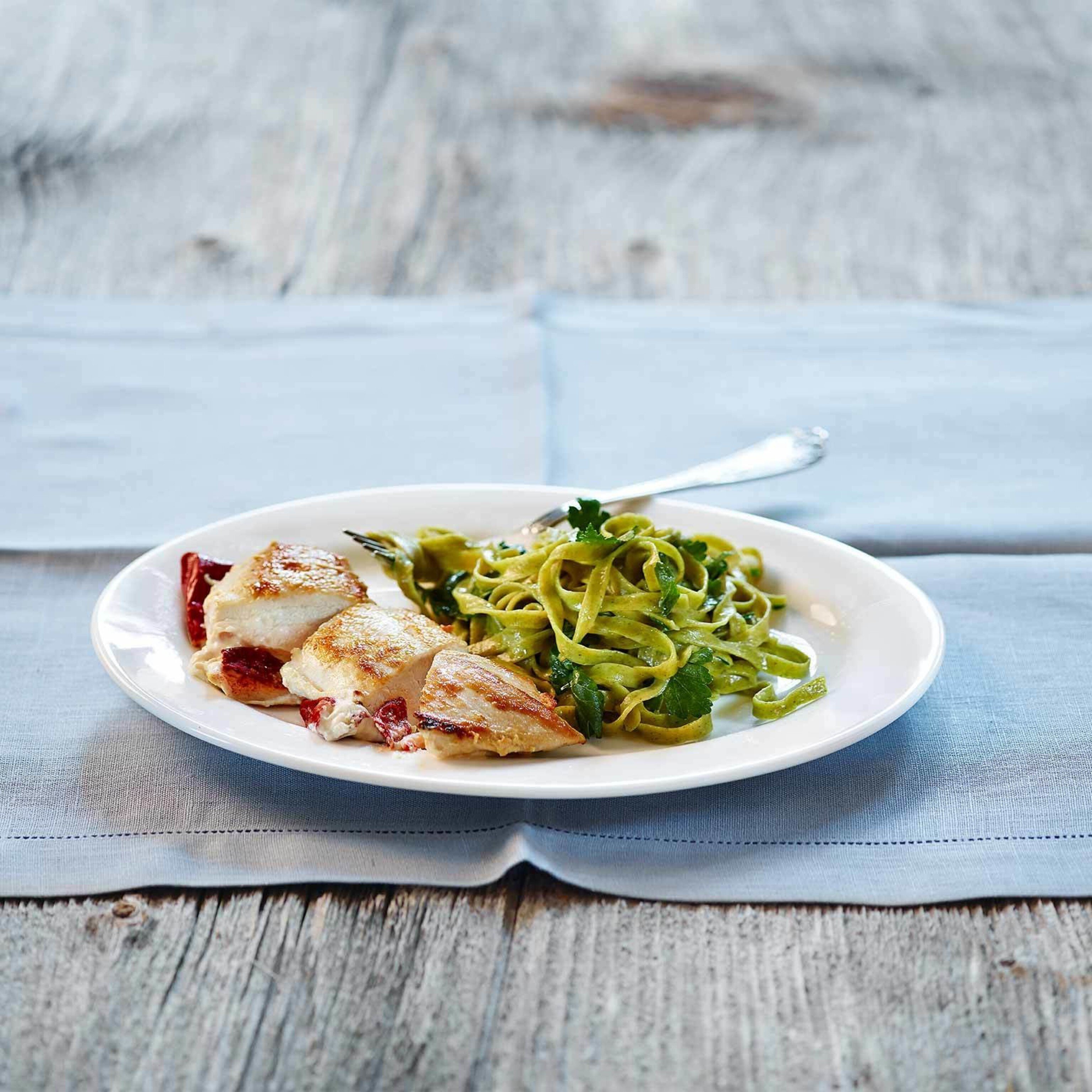 Blancs de poulet farcis à la méditerranéenne