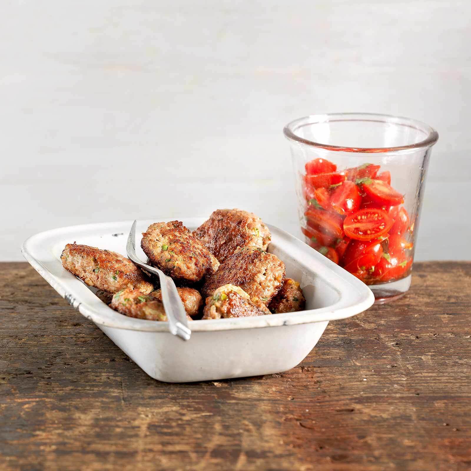 Croquettes d’agneau et tomates