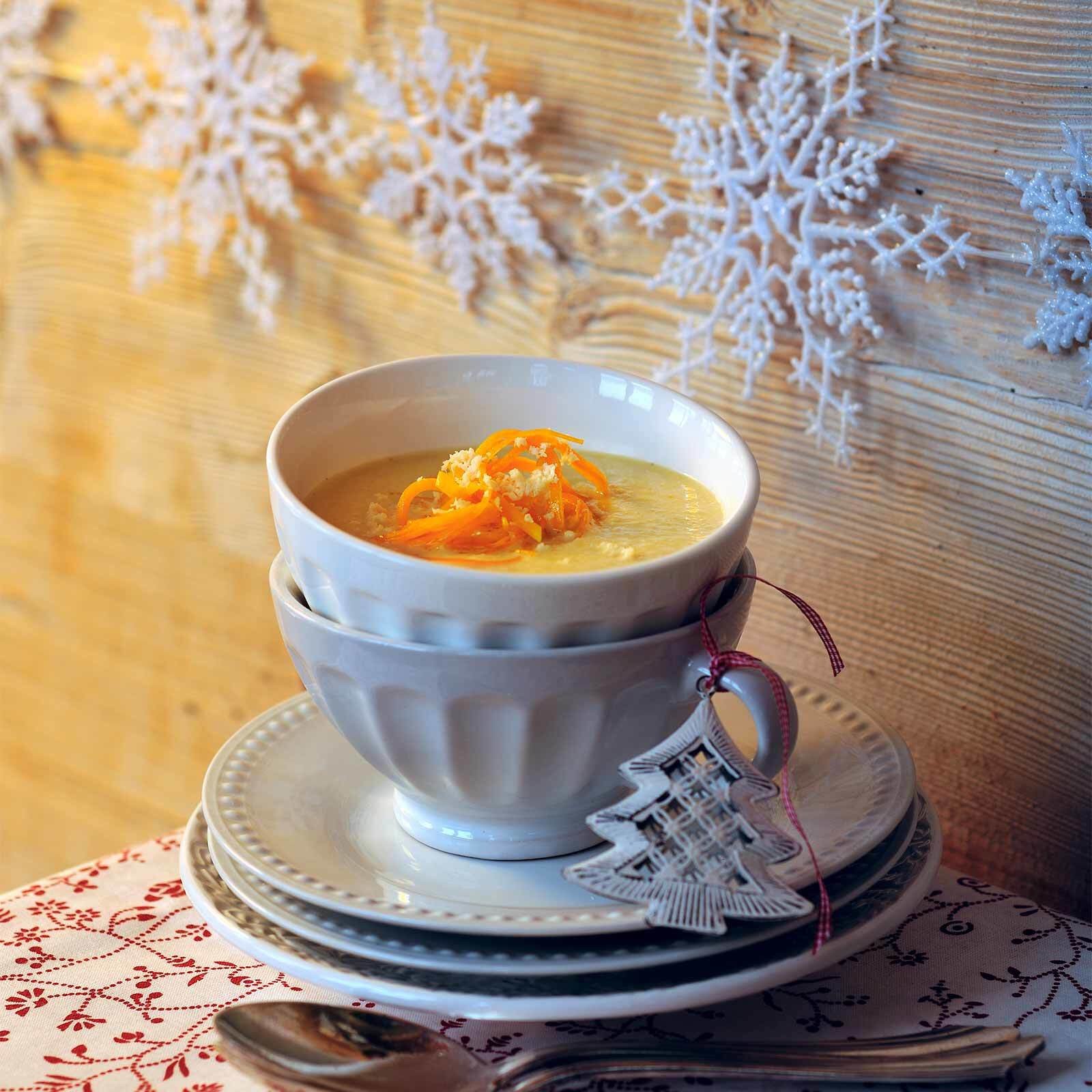 Meerrettichsuppe mit Kürbis-Heu