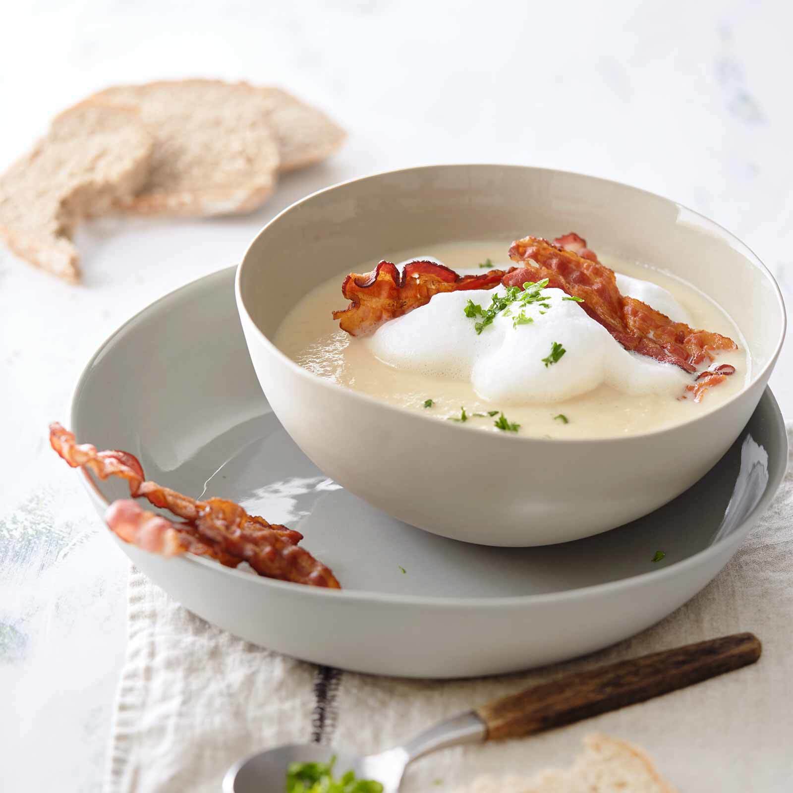 Selleriesuppe mit Bratspeck