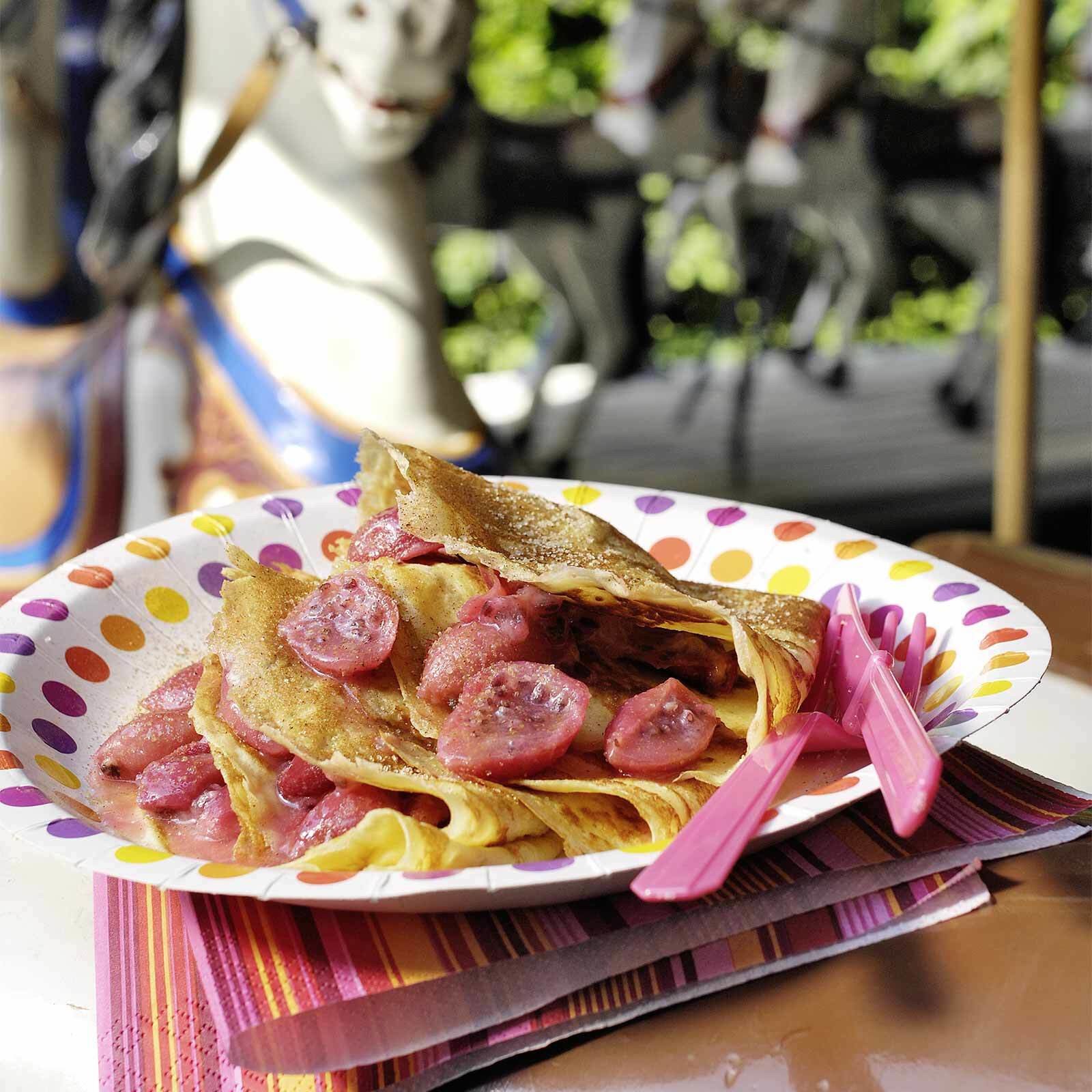 Crêpes mit Stachelbeeren
