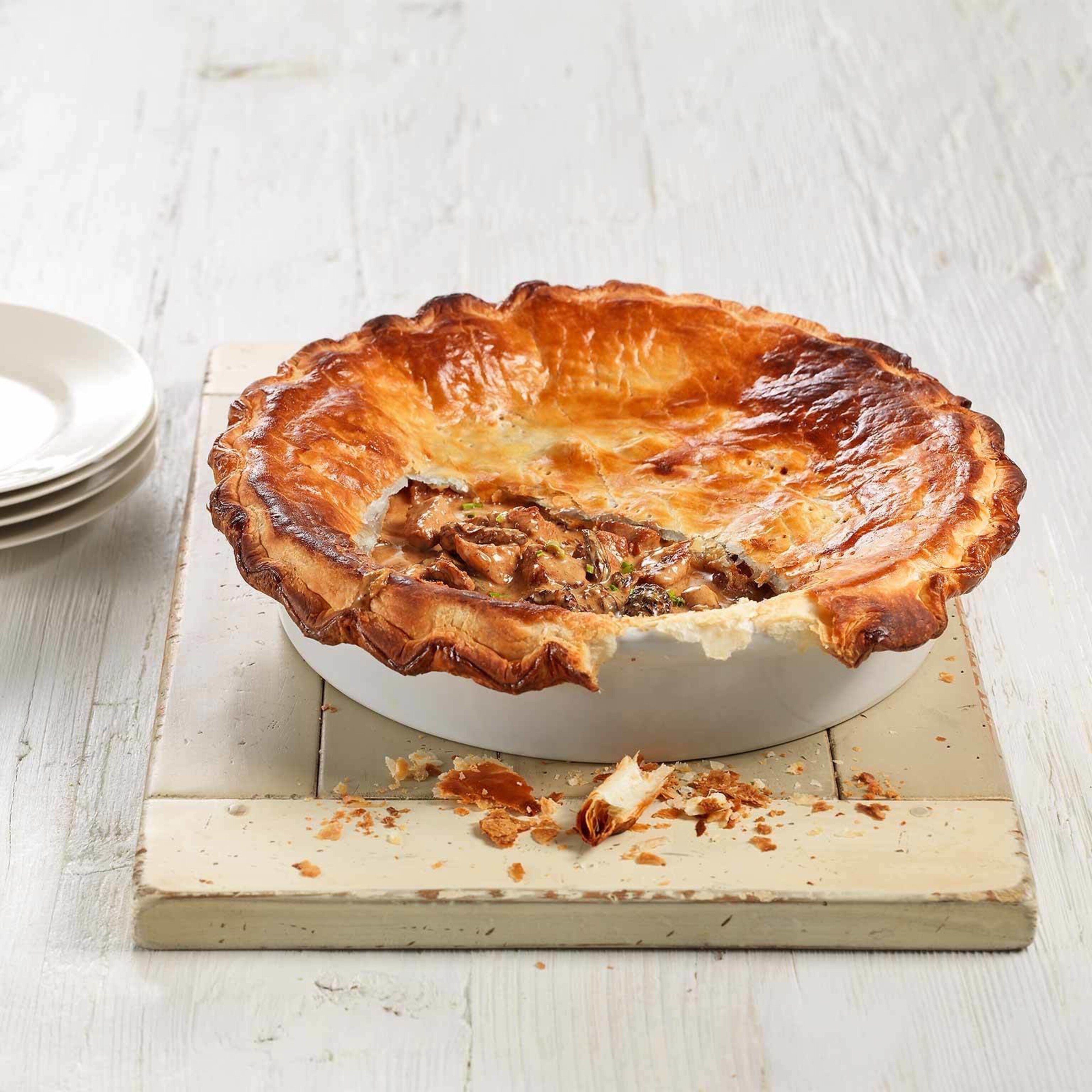 Pie mit Kalbfleisch und Morcheln