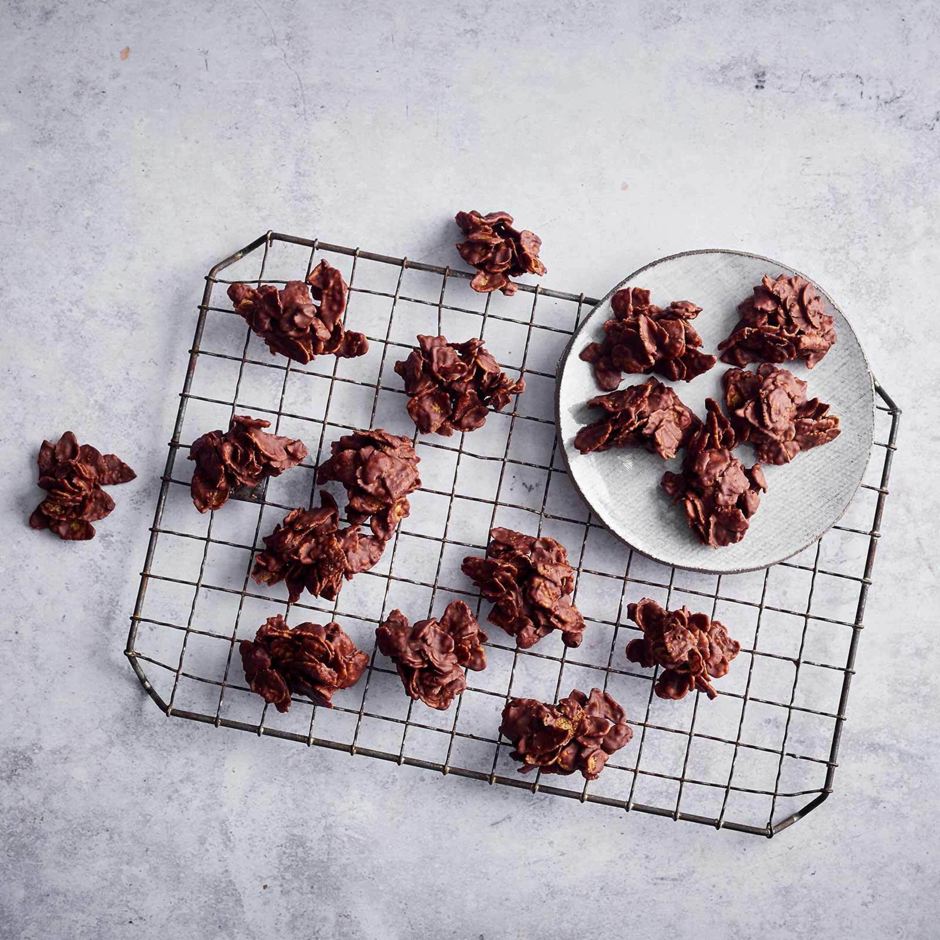 Glutenfreie Cornflakes-Schoggi-Häufchen