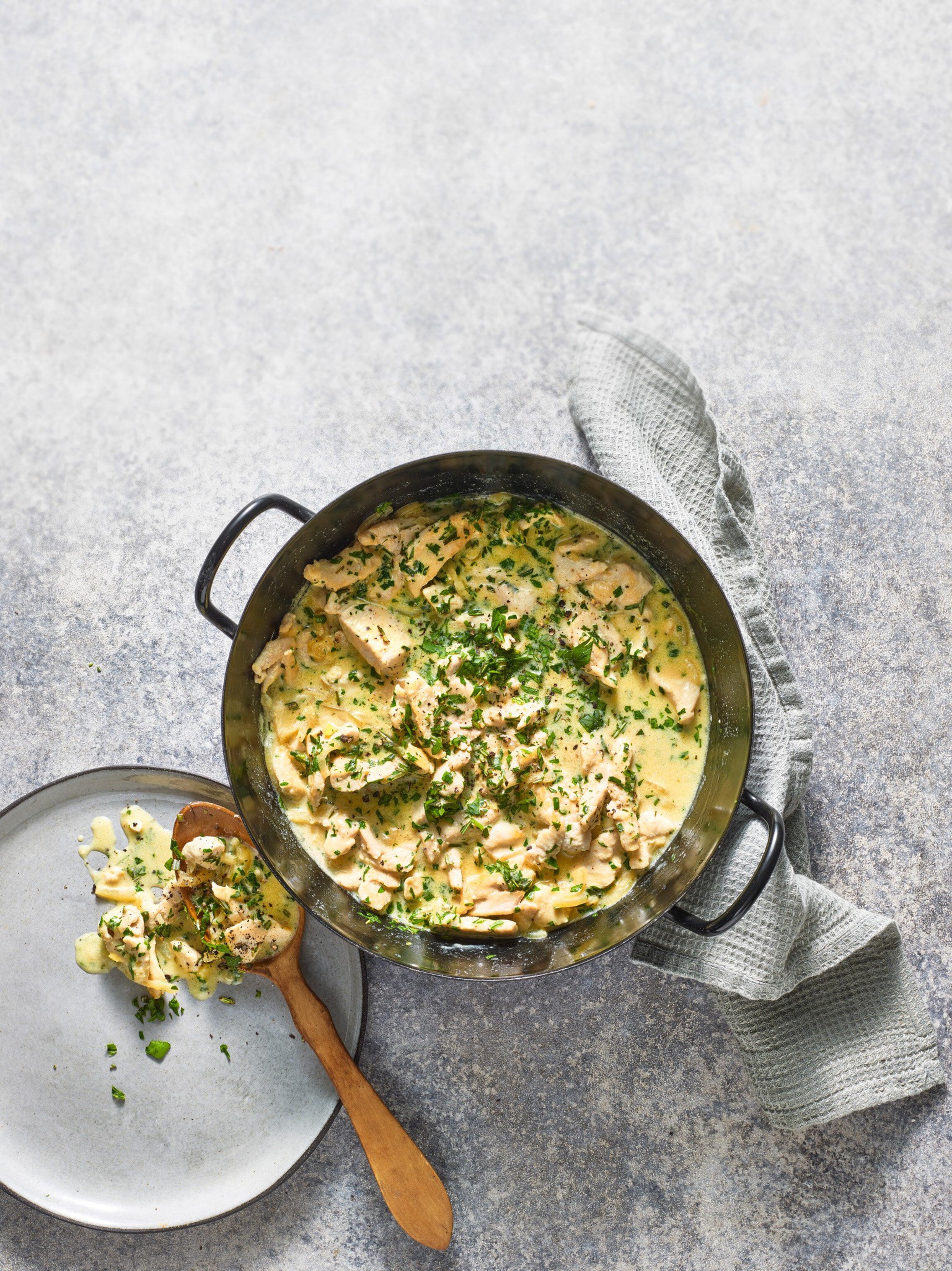 Poulet-Geschnetzeltes an Rahmsauce