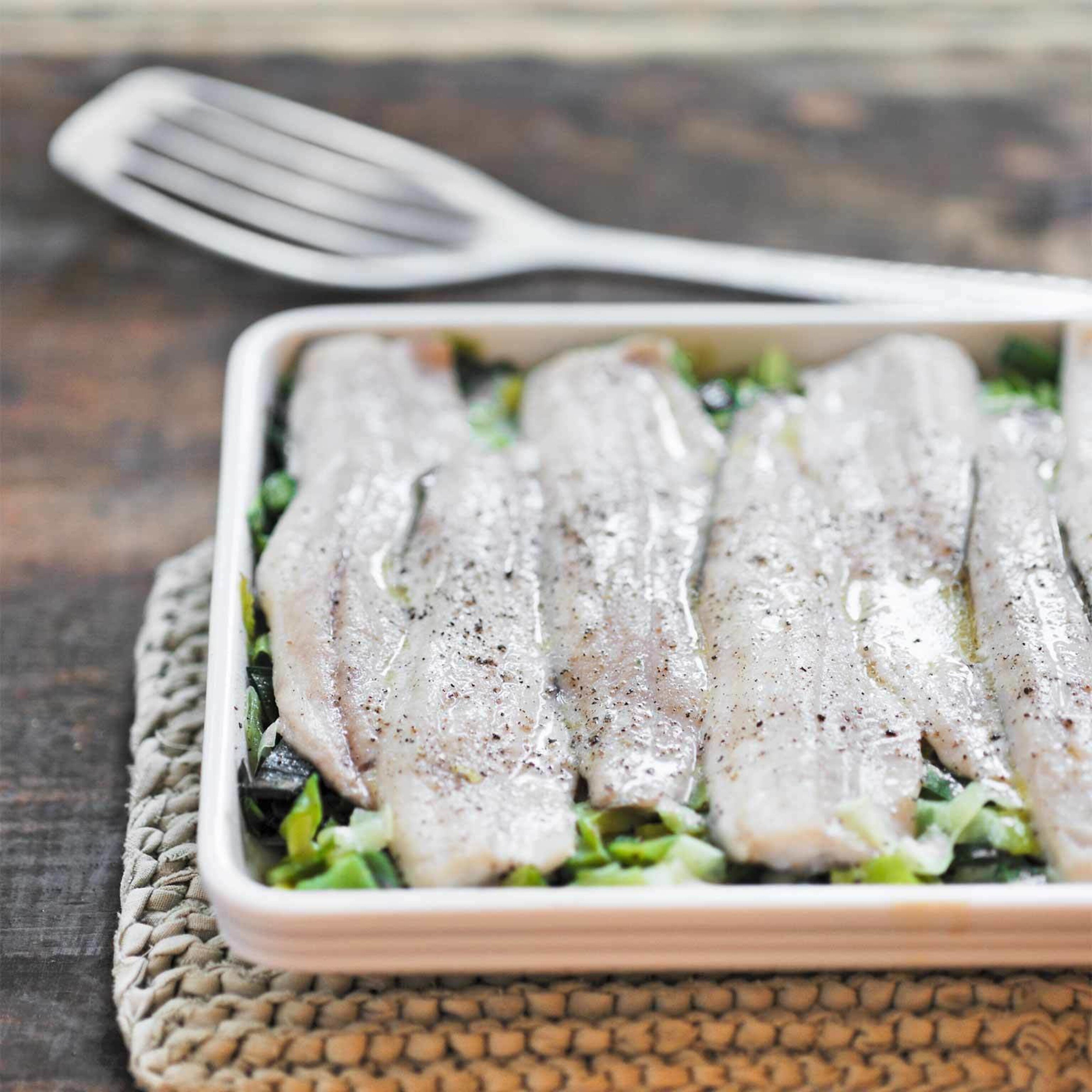 Felchenfilets auf Lauch