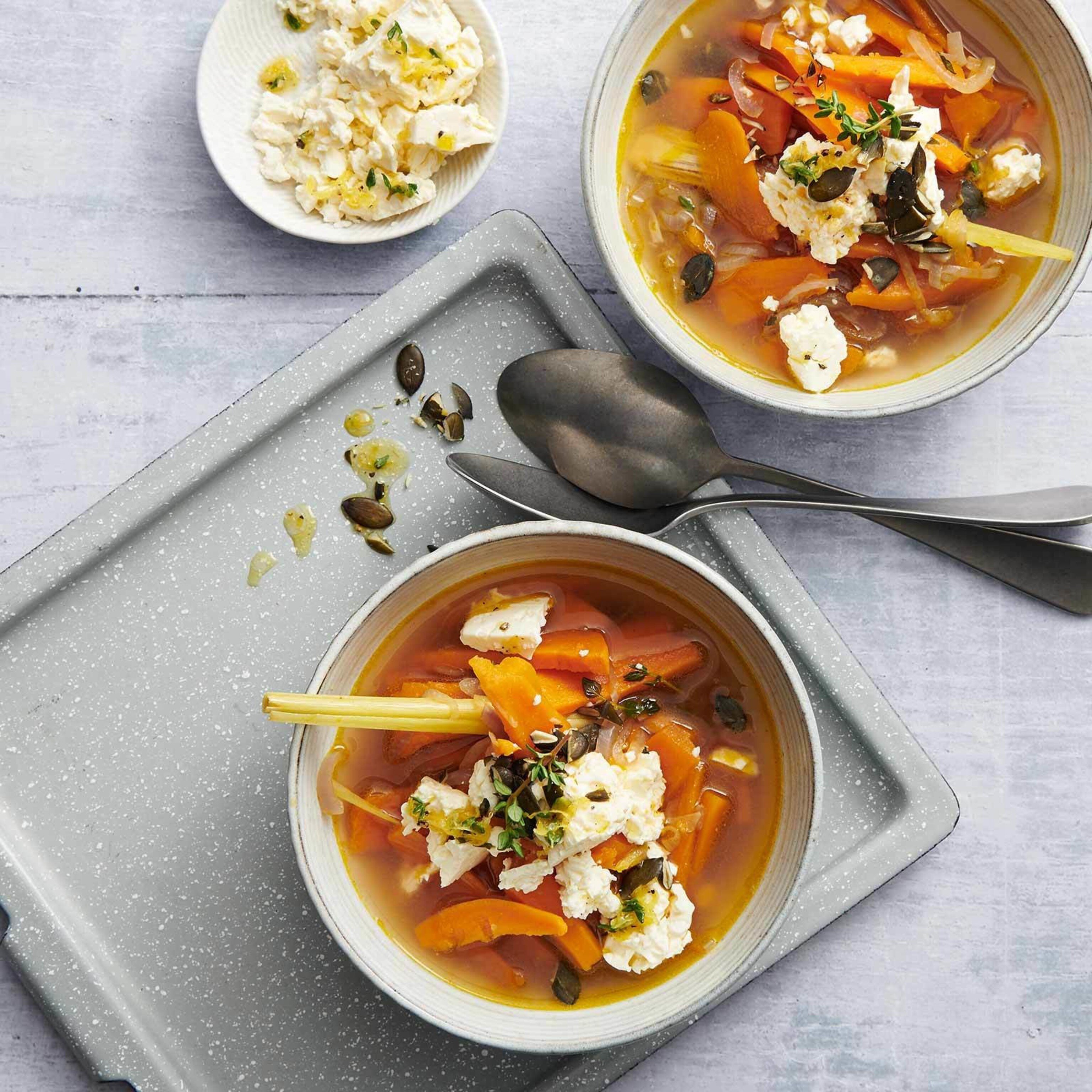 Süsskartoffelsuppe mit Feta