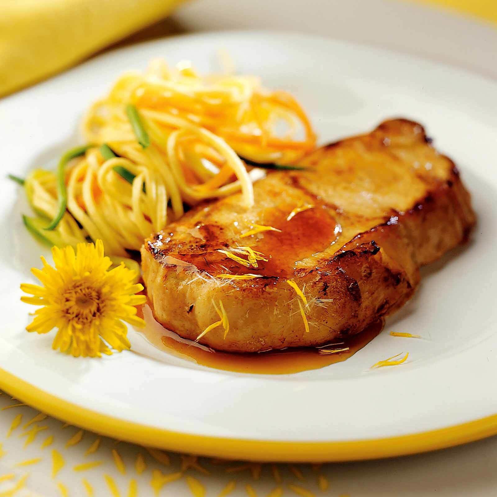 Kalbssteak mit Löwenzahn