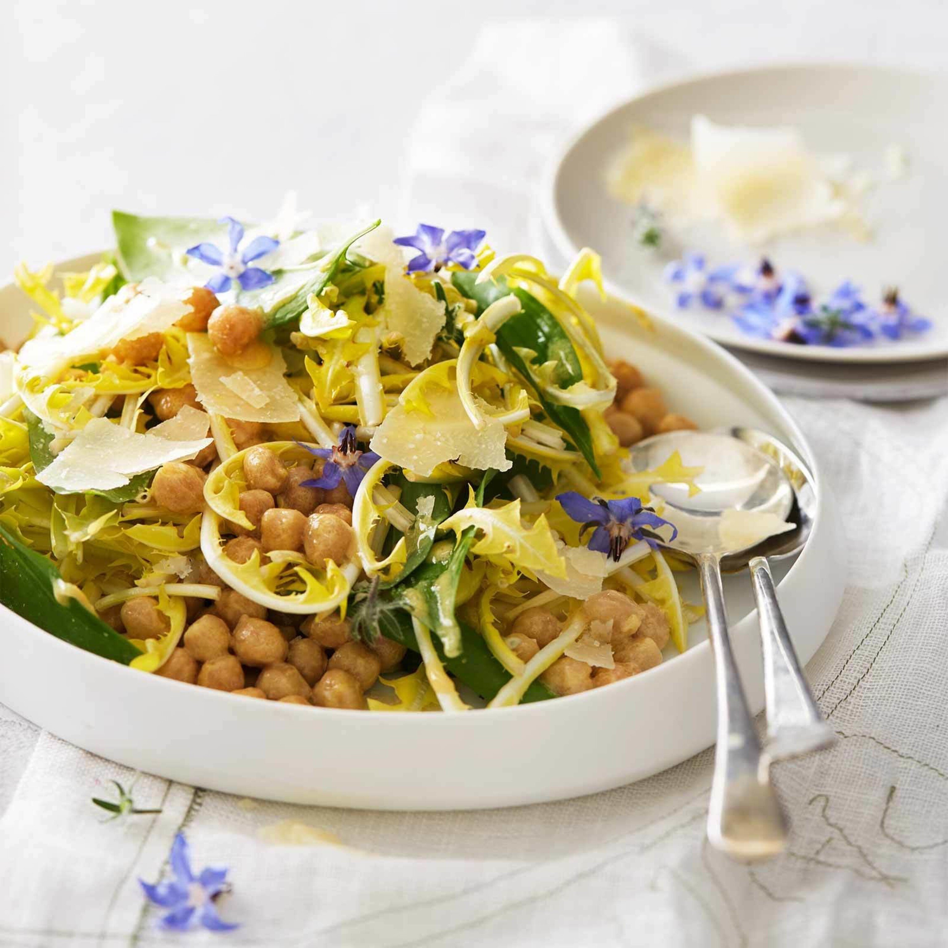 Salade de pois chiches et dent-de-lion
