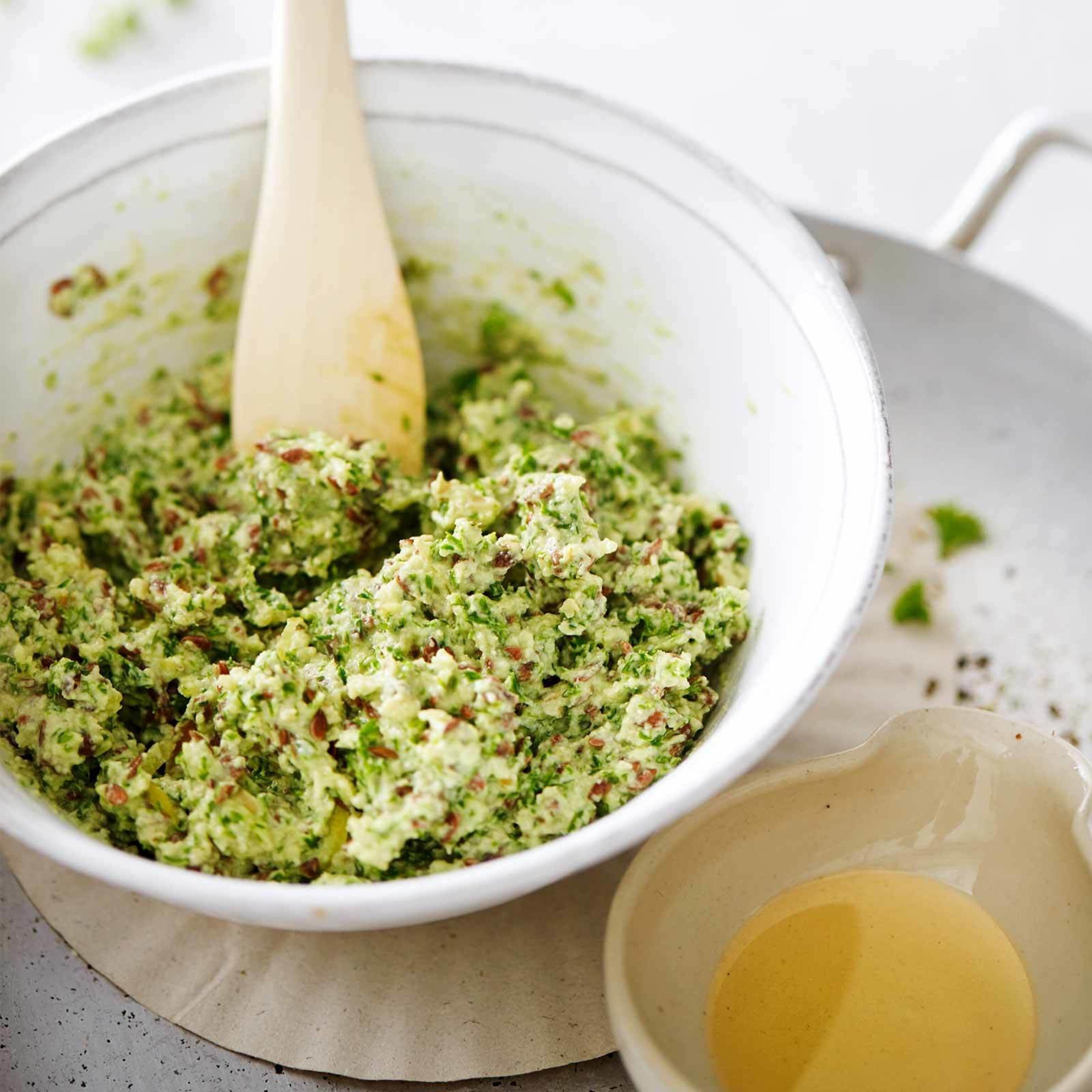 Schlankes Baumnuss-Pesto