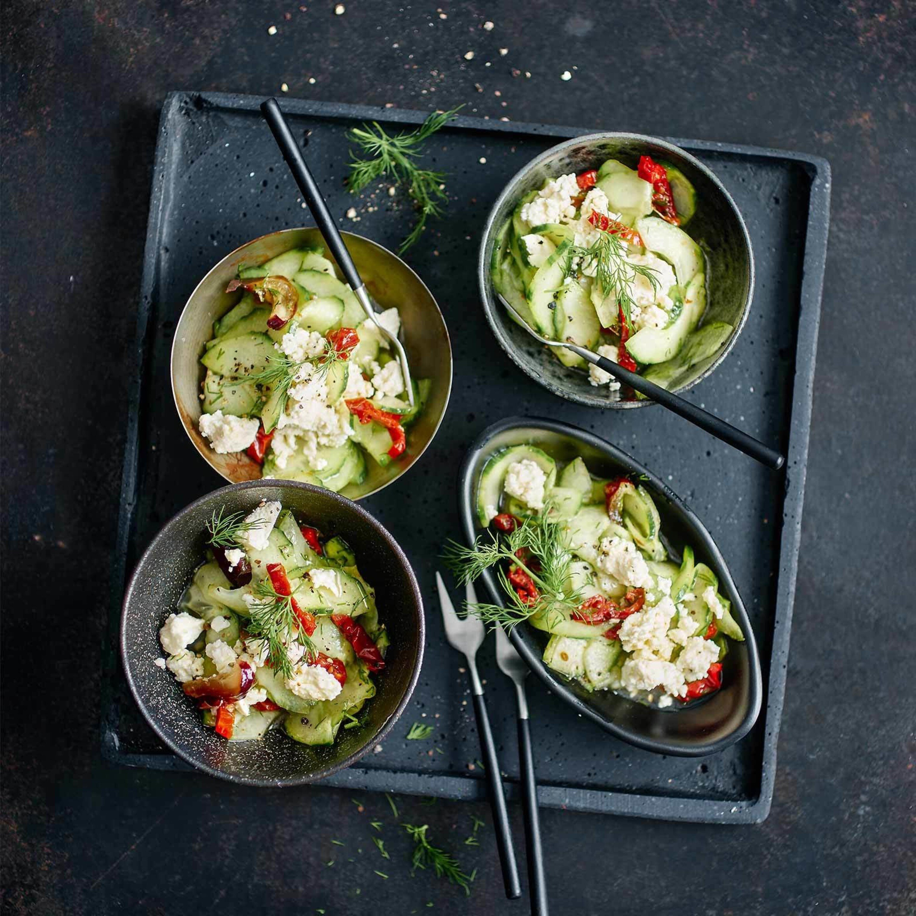 Gurkensalat mit Feta