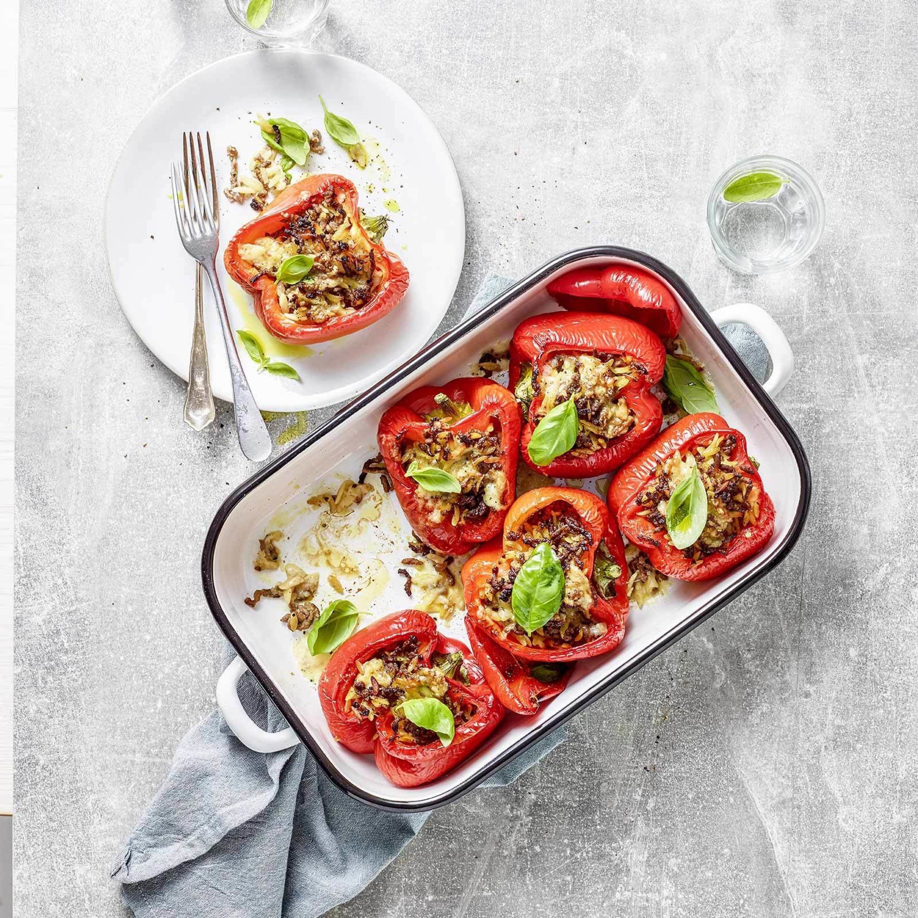 Gefüllte Peperoni mit Hackfleisch