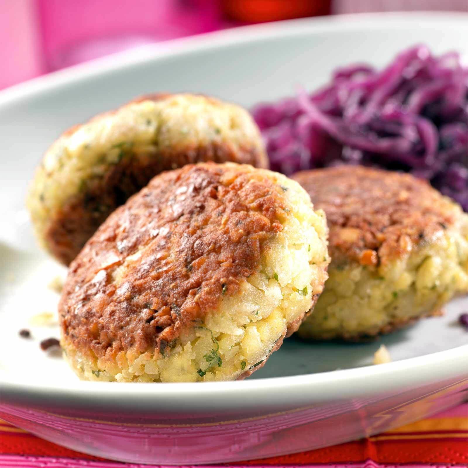 Marroni-Burger auf Rotkraut