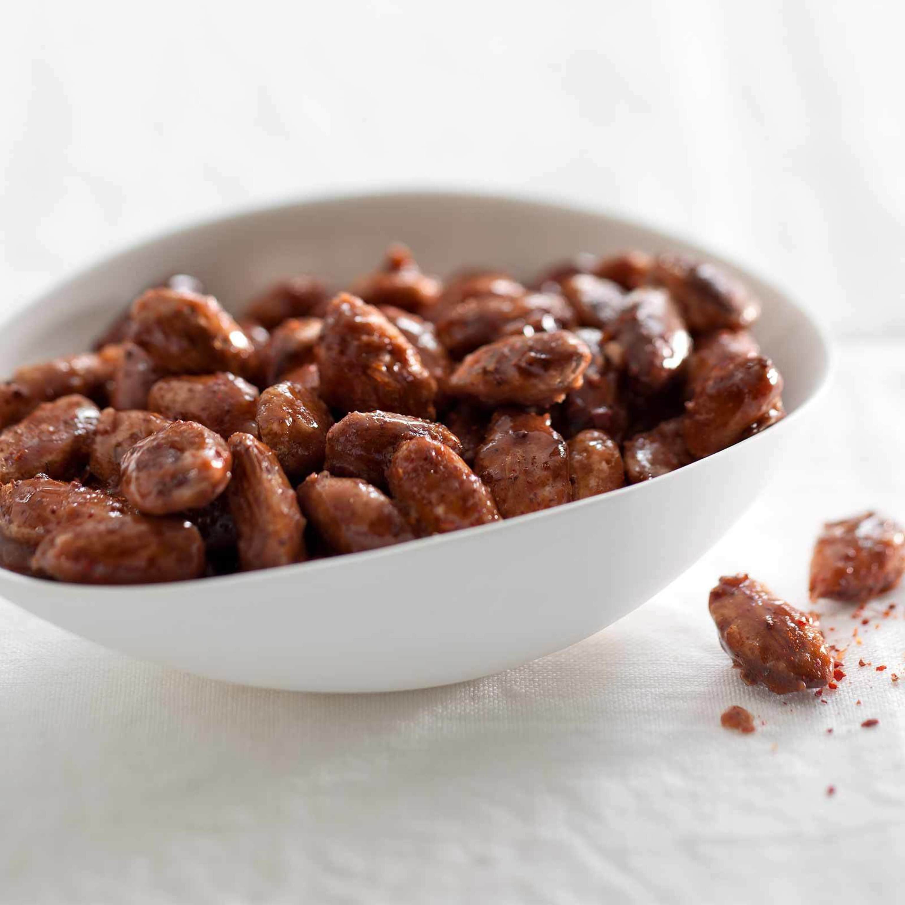 Amandes grillées piquantes