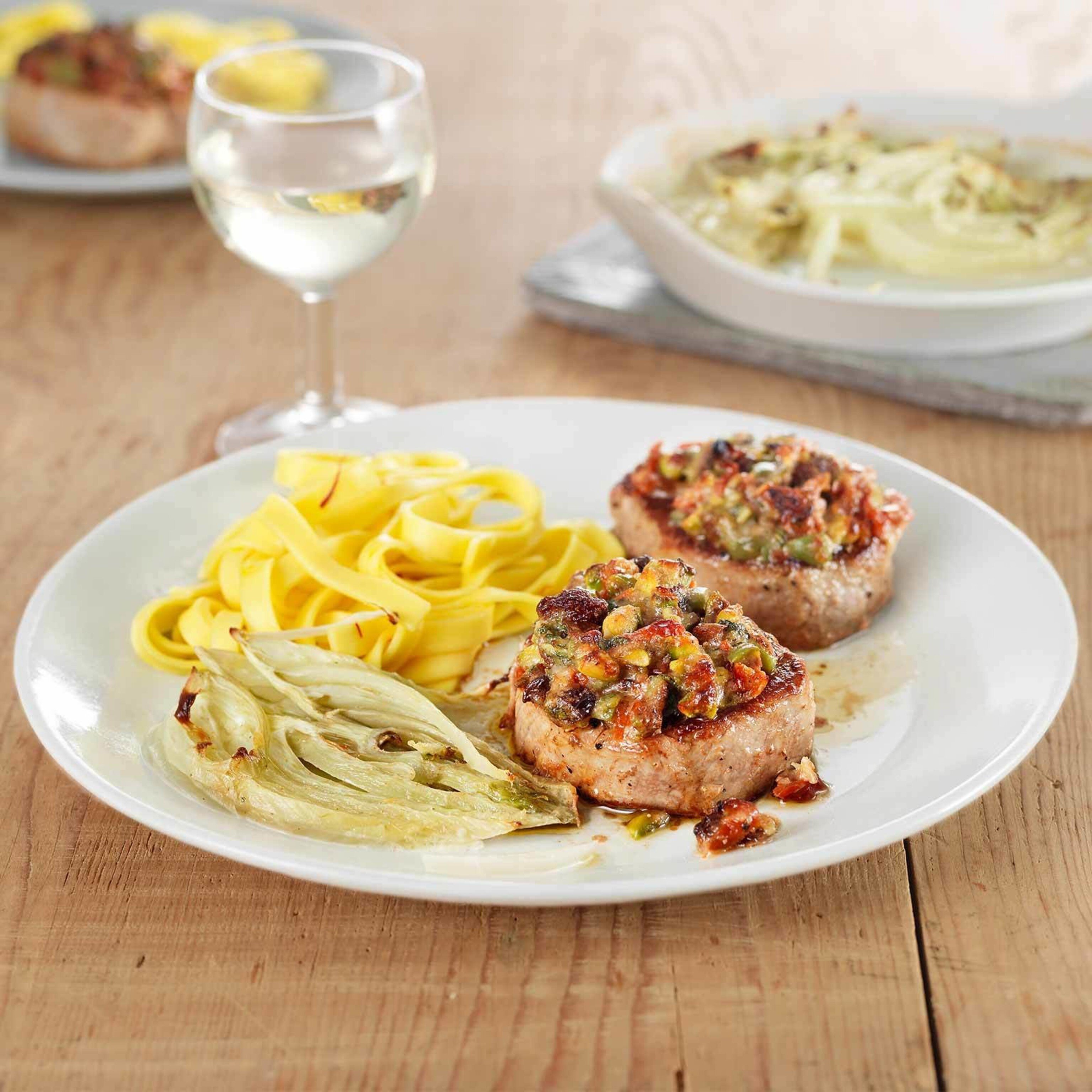 Mediterrane Medaillons mit Fenchelgratin