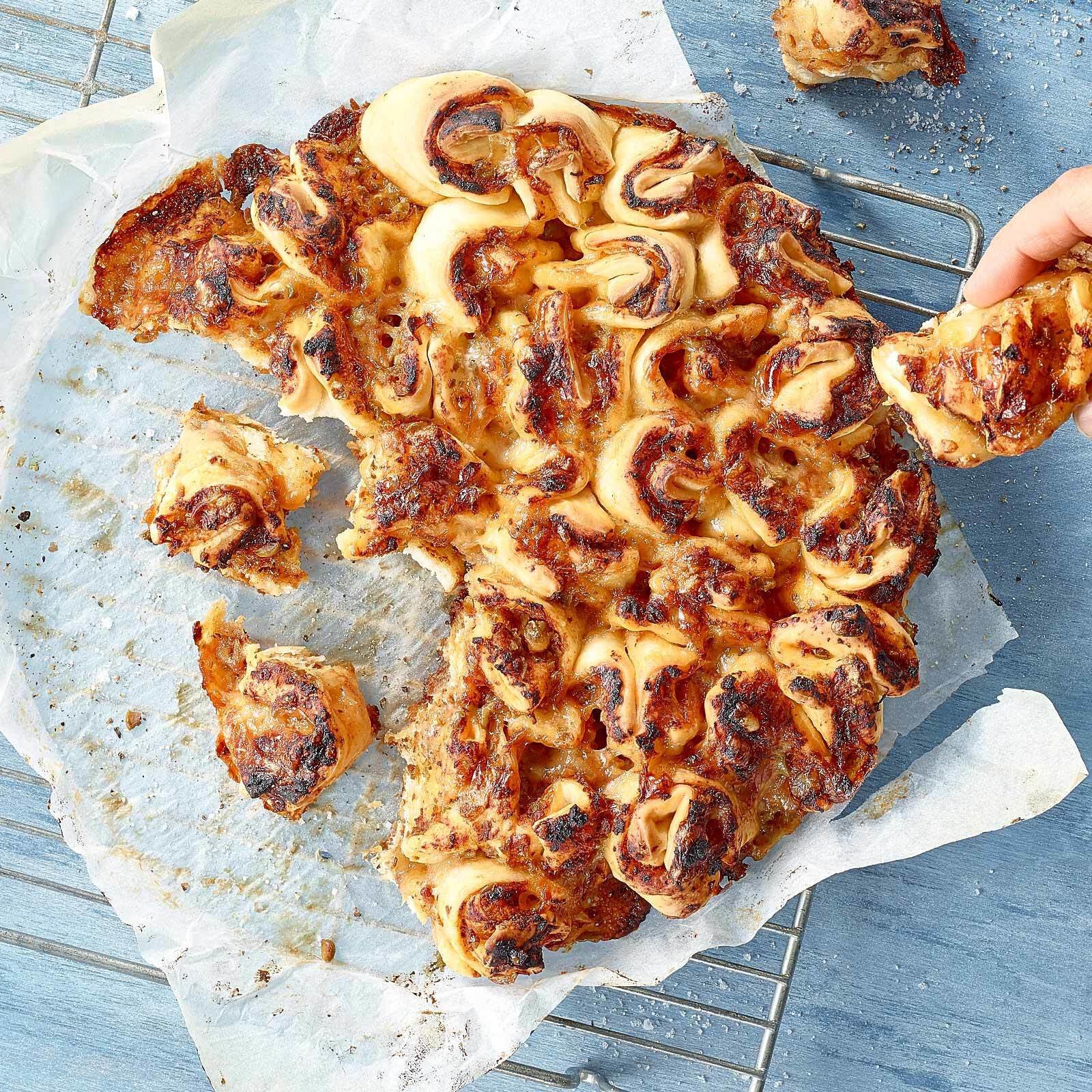 Partybrot mit rotem Pesto