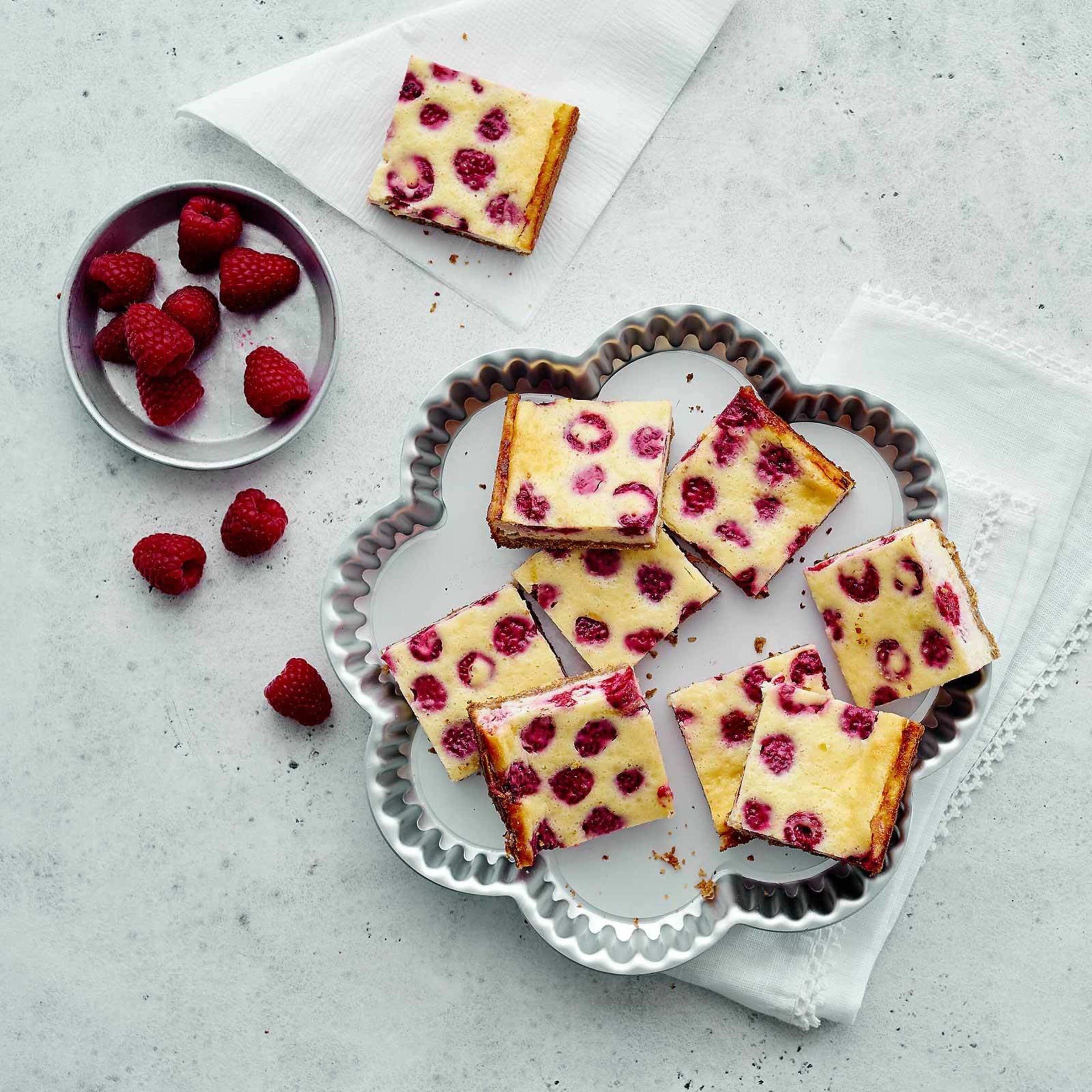 Pavés au cheesecake aux framboises