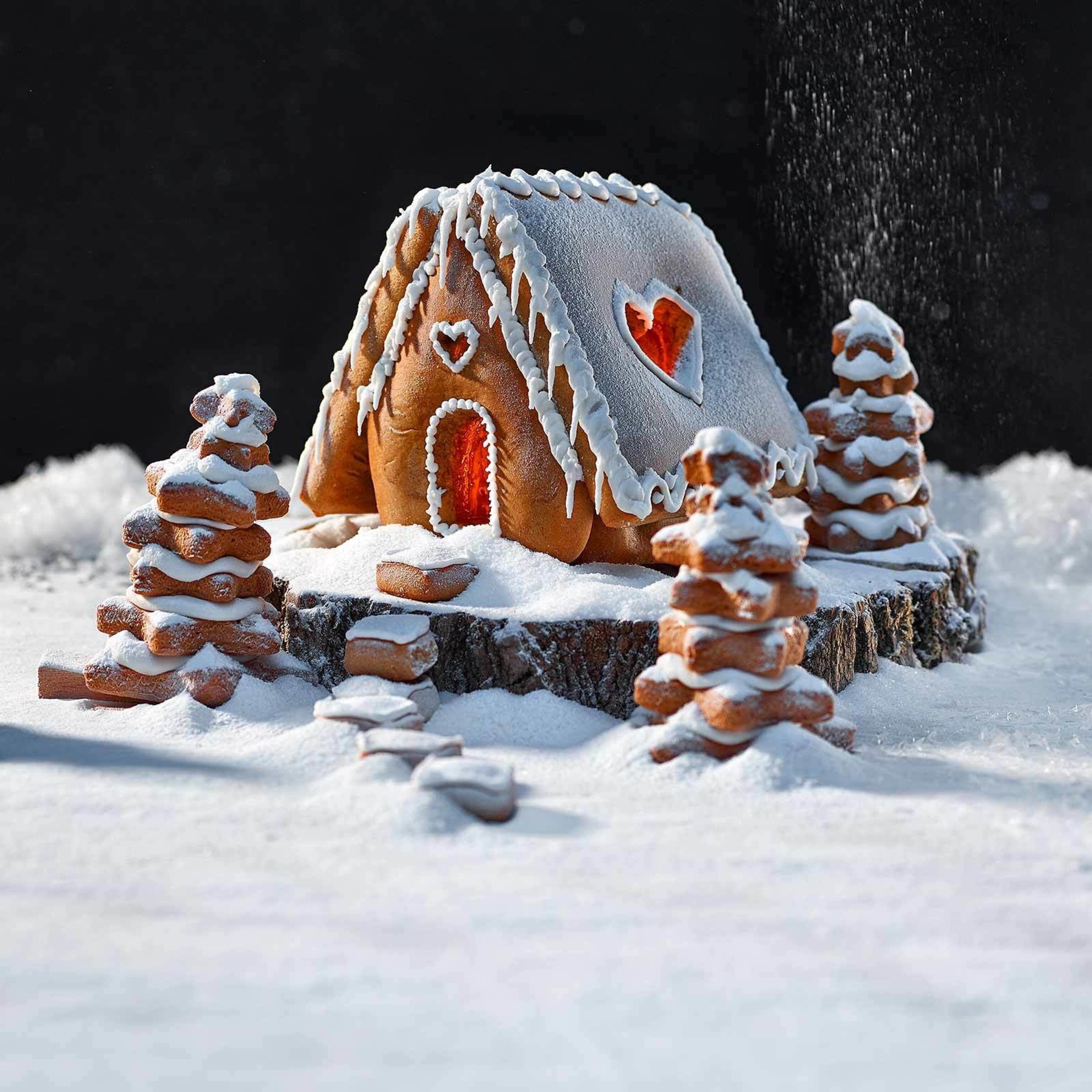 Leuchtendes Blitz-Lebkuchenhaus