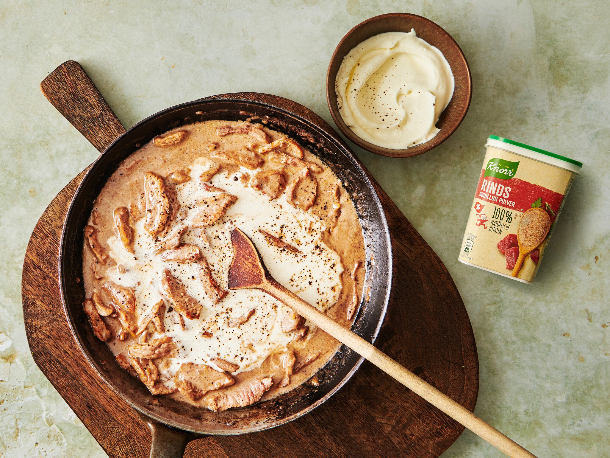 Kalbsgeschnetzeltes an Pfeffersauce