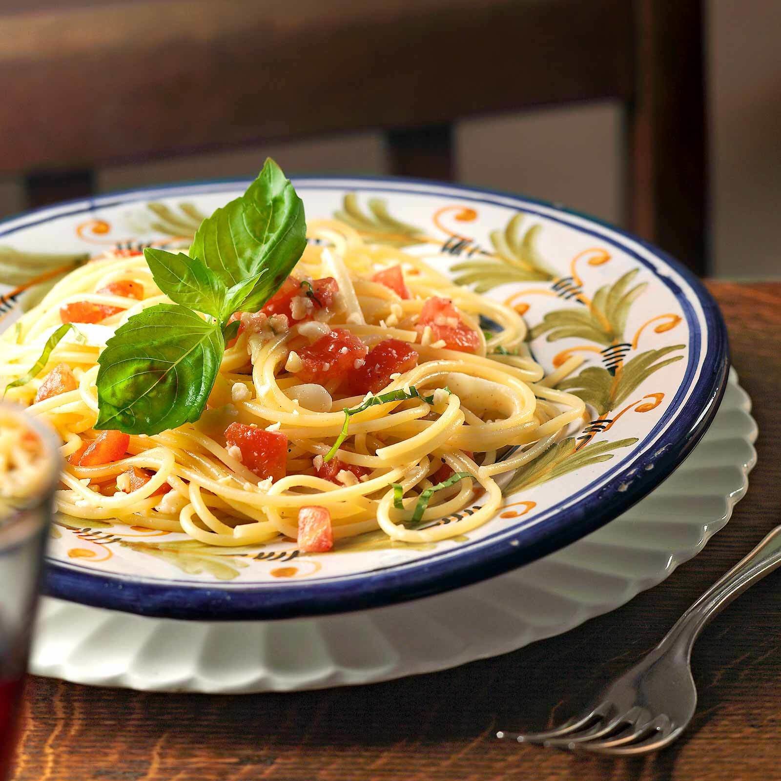 Spaghetti mit Pesto nach Trapaneser Art
